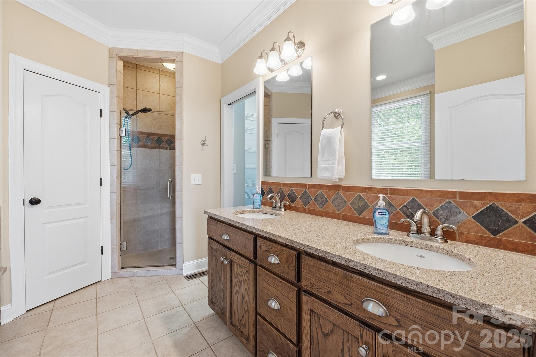 Winding Creek - Residential