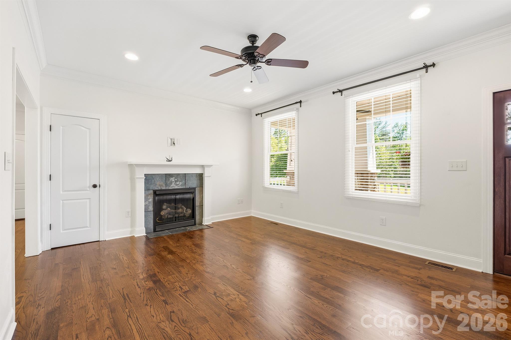 Winding Creek - Residential