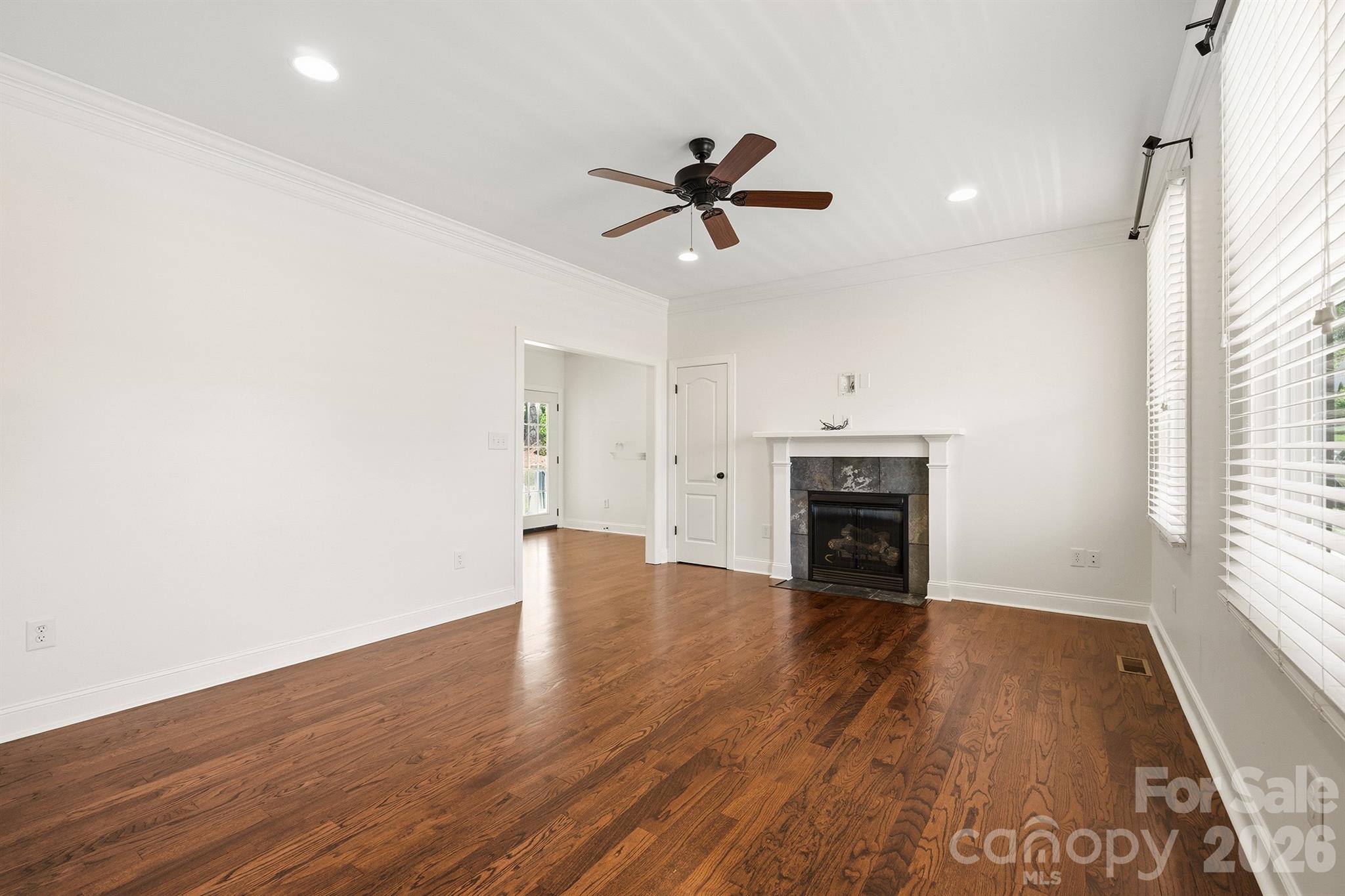 Winding Creek - Residential