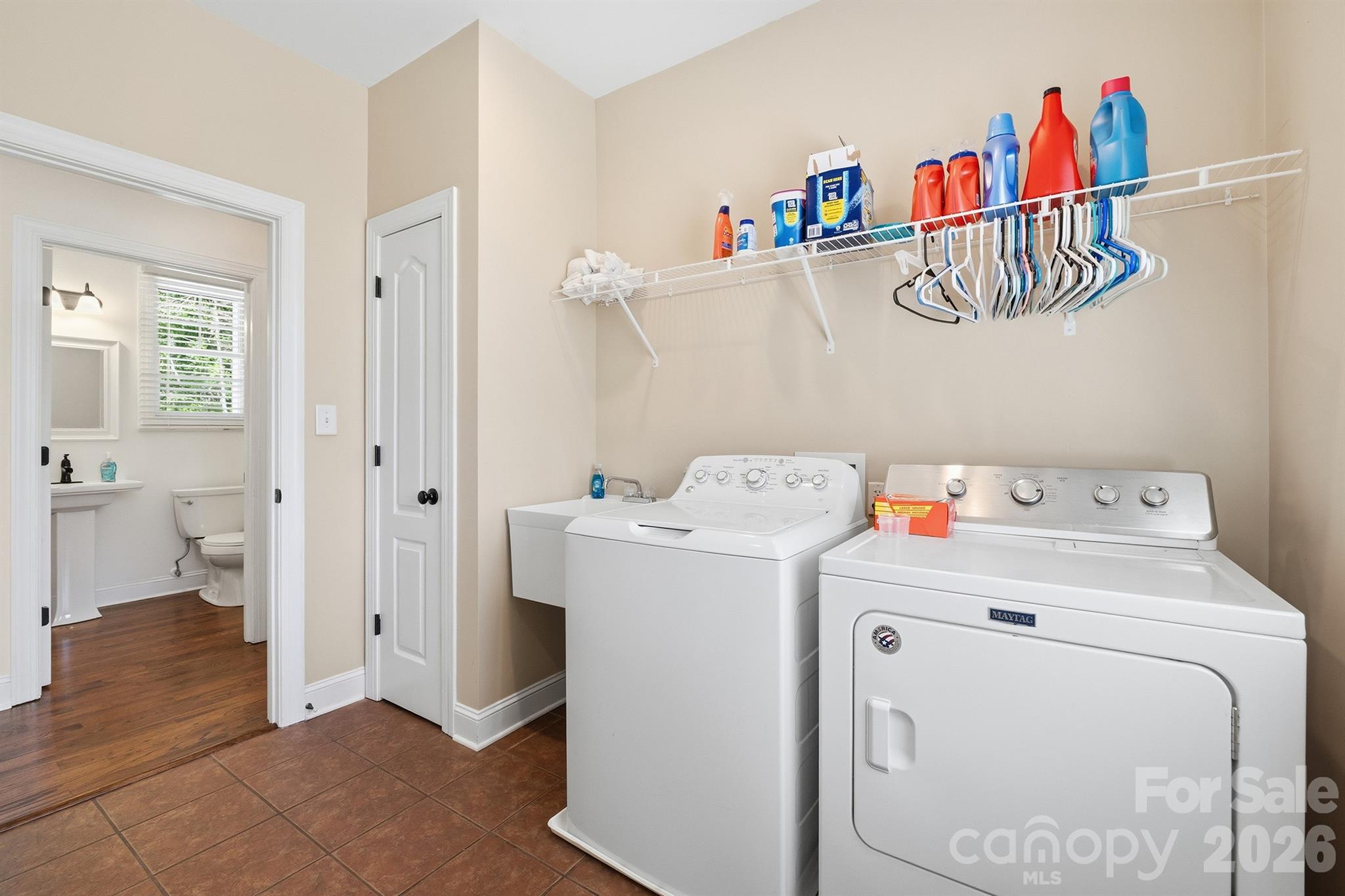 Winding Creek - Residential