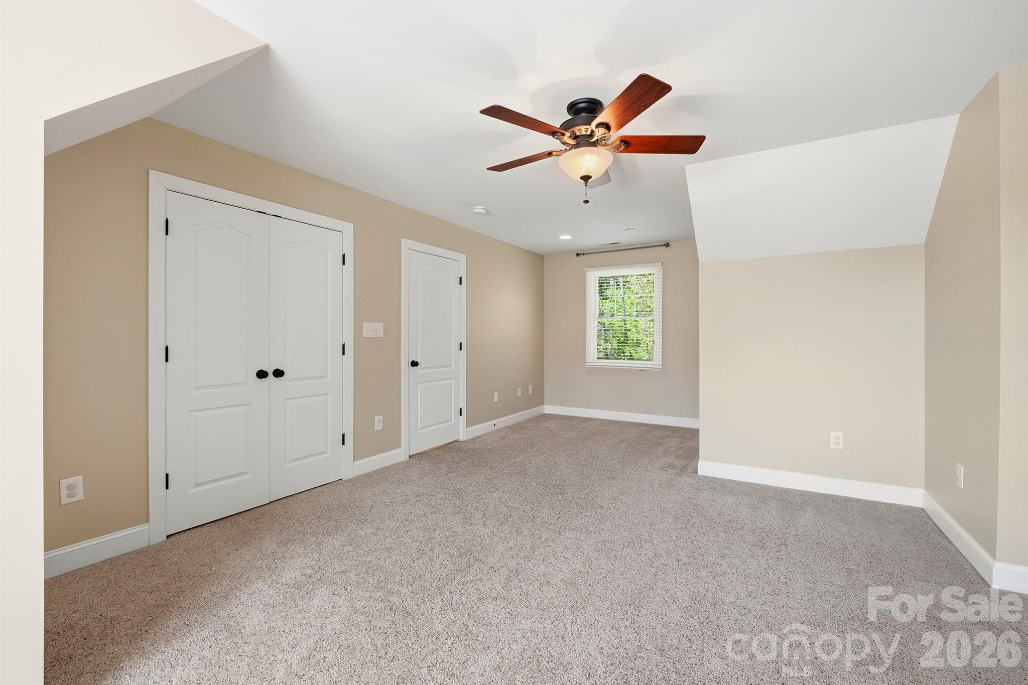 Winding Creek - Residential