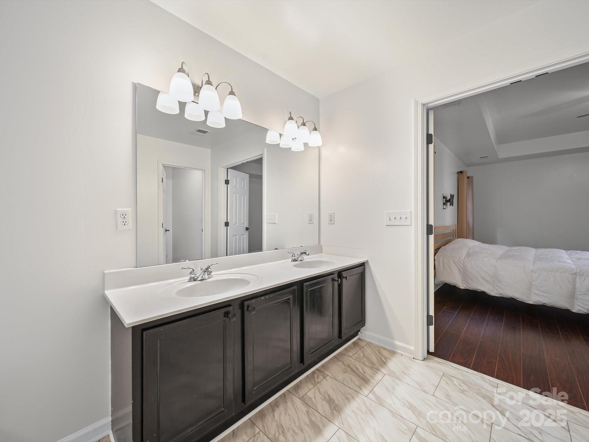 Mooresville, North Carolina 28115, United States, 4 Bedrooms Bedrooms, ,3 BathroomsBathrooms,Residential,Active,150256