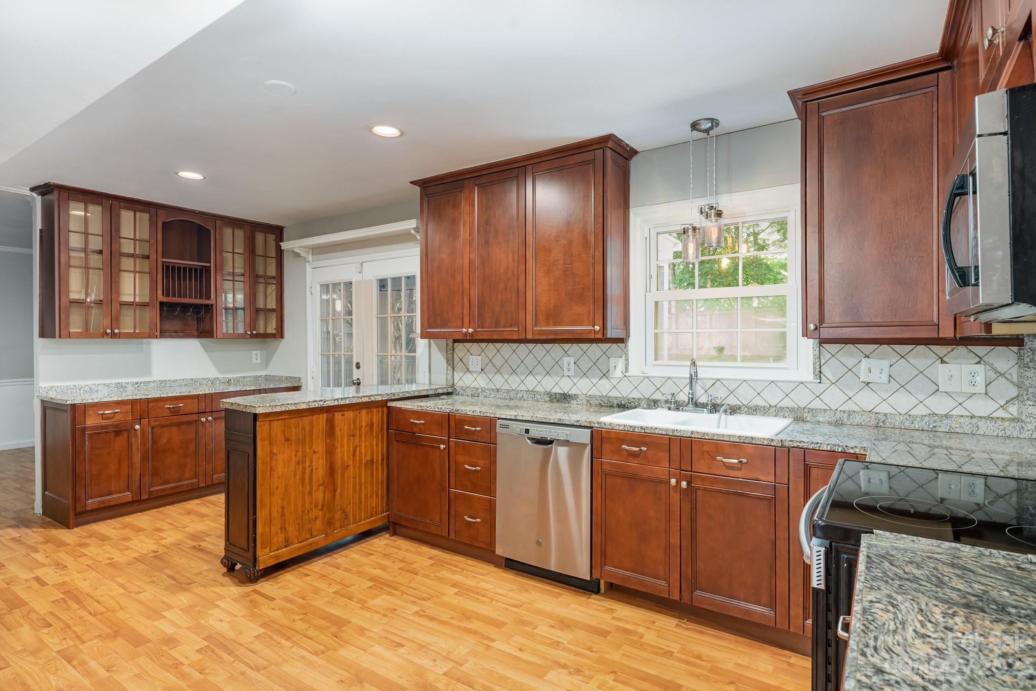 Sardis Woods - Residential