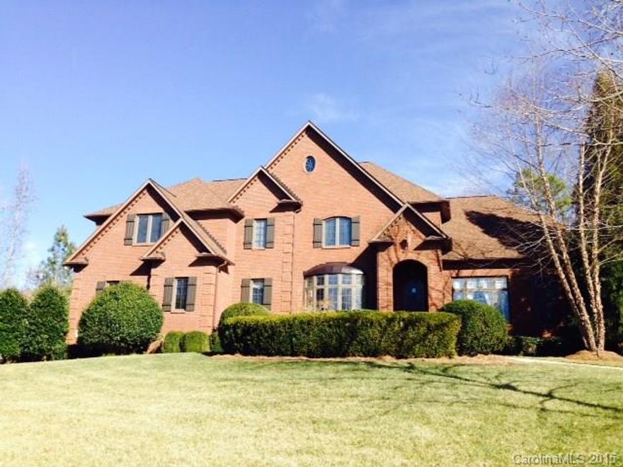 You don't want to miss this spectacular home!  Full brick w/circular drive and stacked stone wall in private fenced yard.  Master Bedroom on main, w/beautiful bath.  Office w/French doors & molding w/built ins.  Gr Room w/gas fireplace opens to patio, gourmet kitchen w/dbl oven, gas cook-top, built in fridge and island.  Dual laundry, Bonus w/access to terrace and wet bar, screened porch, patio.