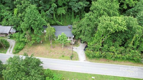 A home in Tryon