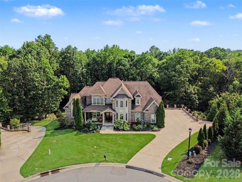 Photo of 470 Swift Creek Cove, Lake Wylie, SC 29710 (MLS # 4405807)