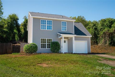 Photo of 2893 Signal Court SW, Concord, NC 28025 (MLS # 4308559) Photo of 2893 Signal Court SW, Concord, NC 28025 (MLS # 4308559)