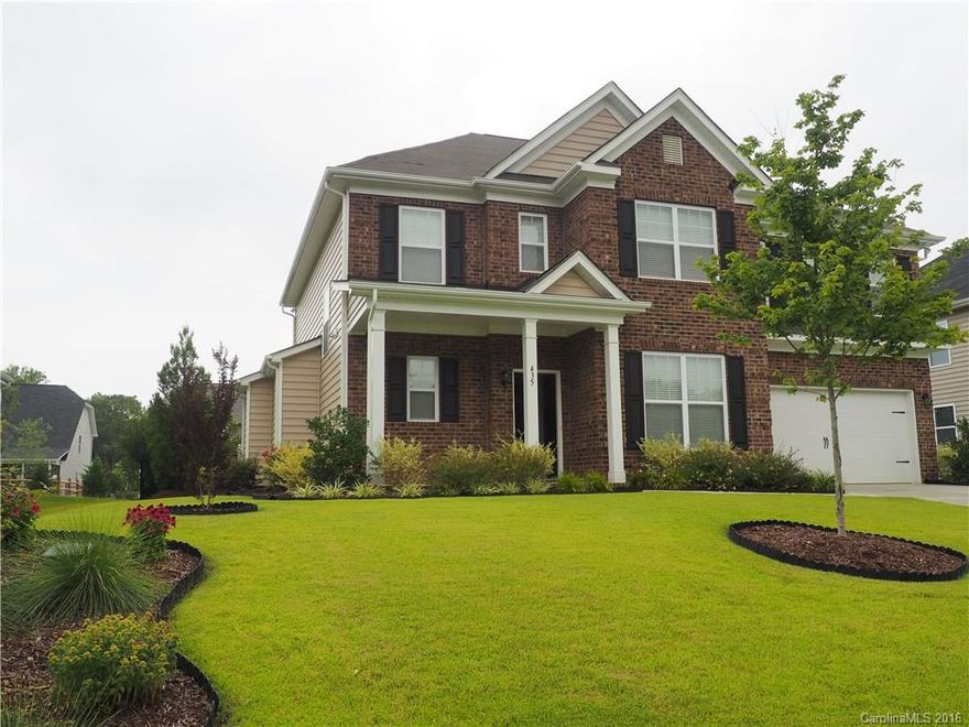 You can't get better than this desirable Tullamore subdivision. Fantastic 4br 3.5 bath home on a private cul de sac. One br and 1 1/2 ba on main level. Great rm w/HW flrs & gas FP. Kitchen has ss appl., pull out shelves, granite, dbl oven, gorgeous cabinets & pantry. Formal din rm. Some additions :Screened bk porch, wired outbldg. Zenith Zoysia sod, inground sprinkler, wrought iron fenced bk yd,terminix bait system. Just min from Lake Wylie. You will feel SO welcome when you enter your new home!