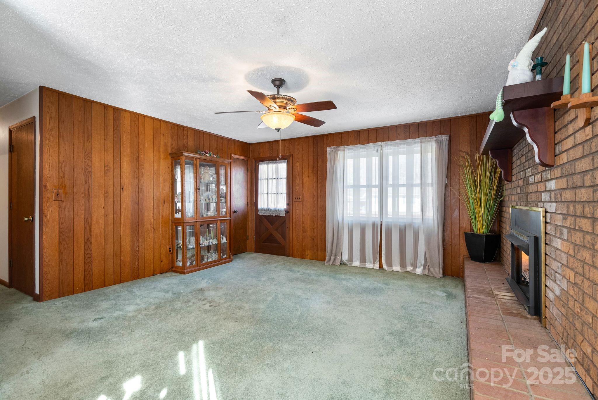 100 Beech Valley Estate
