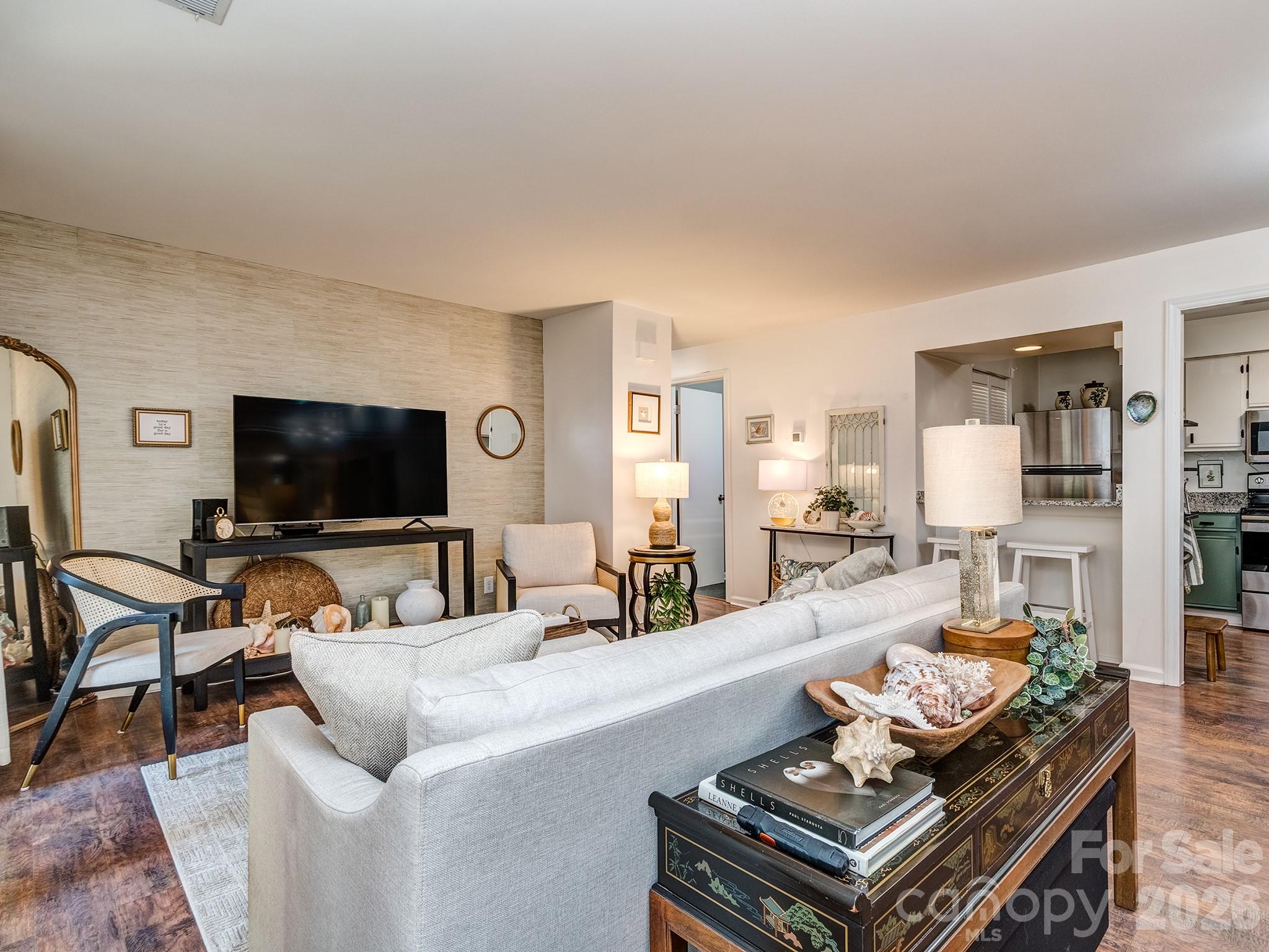 1052 Churchill Downs Court