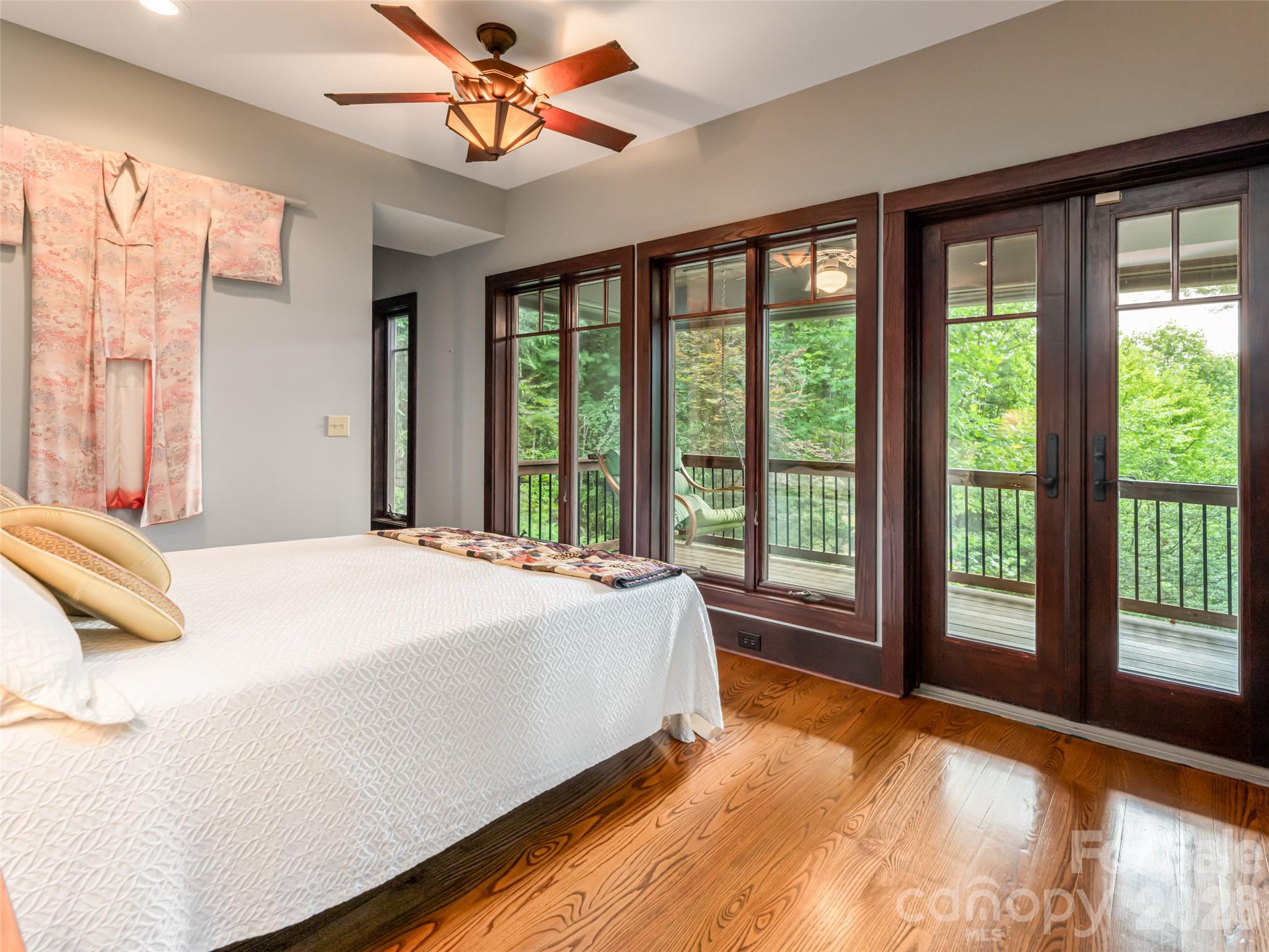 Whites Lake - Residential