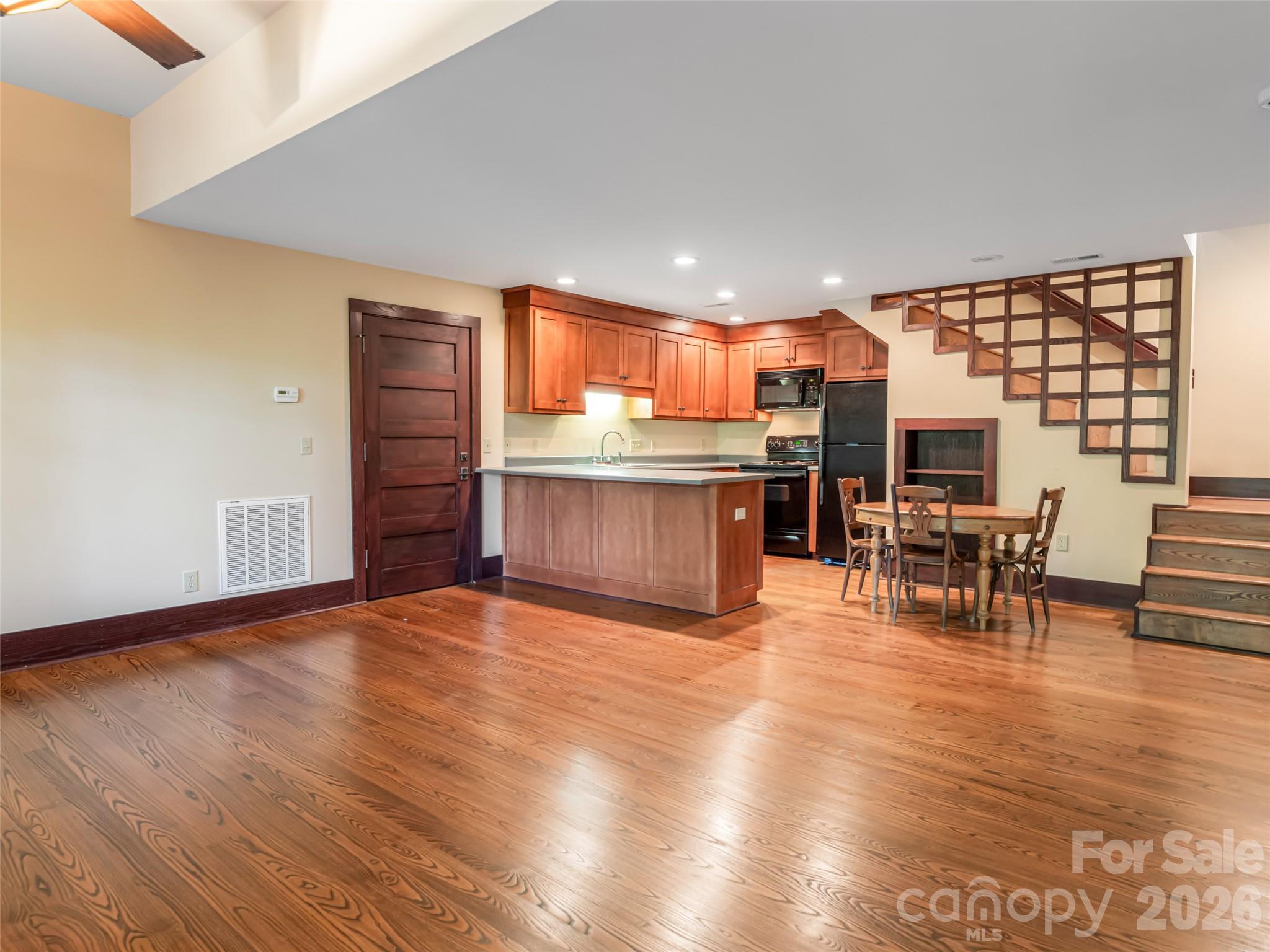 Whites Lake - Residential