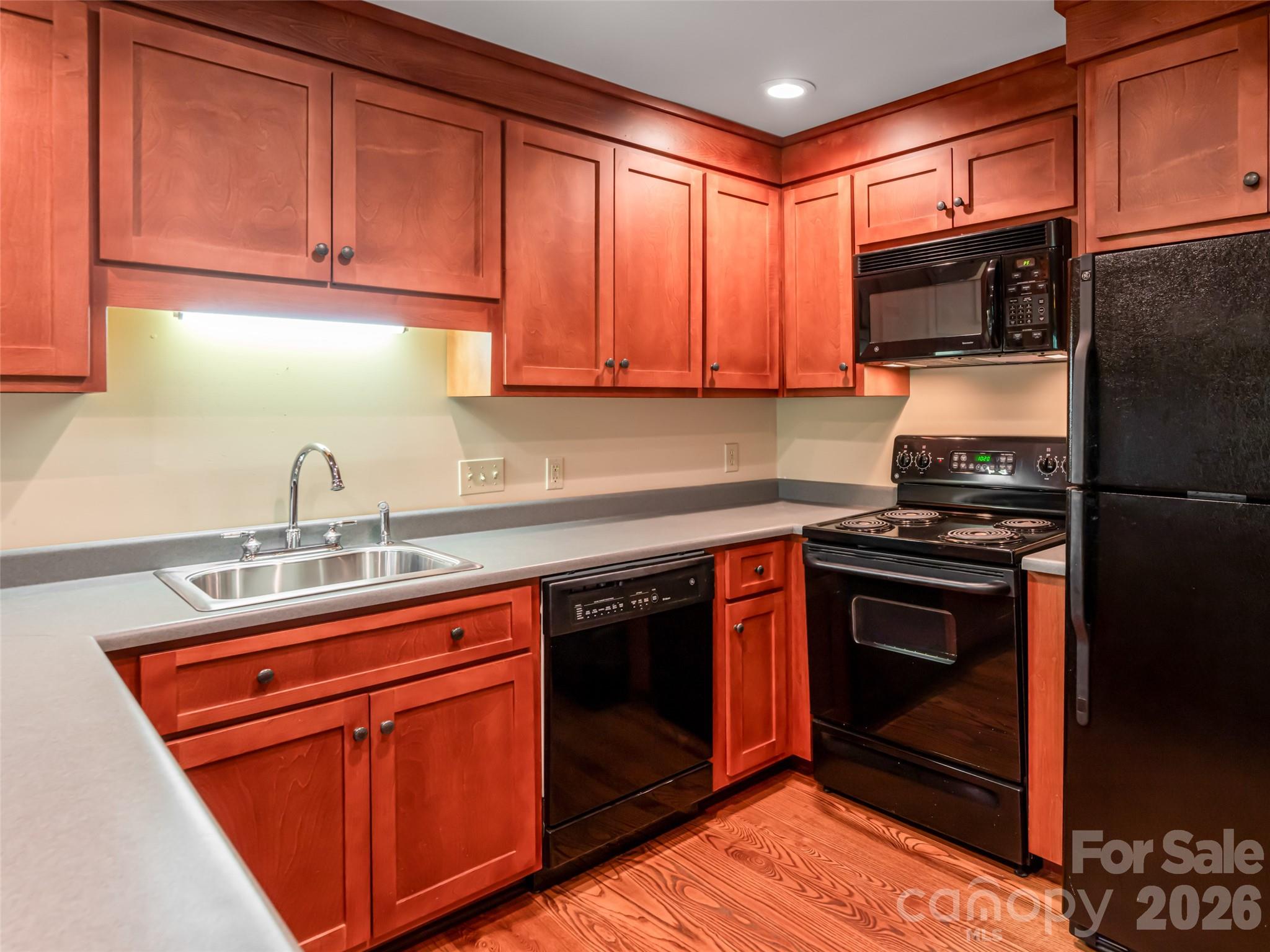 Whites Lake - Residential