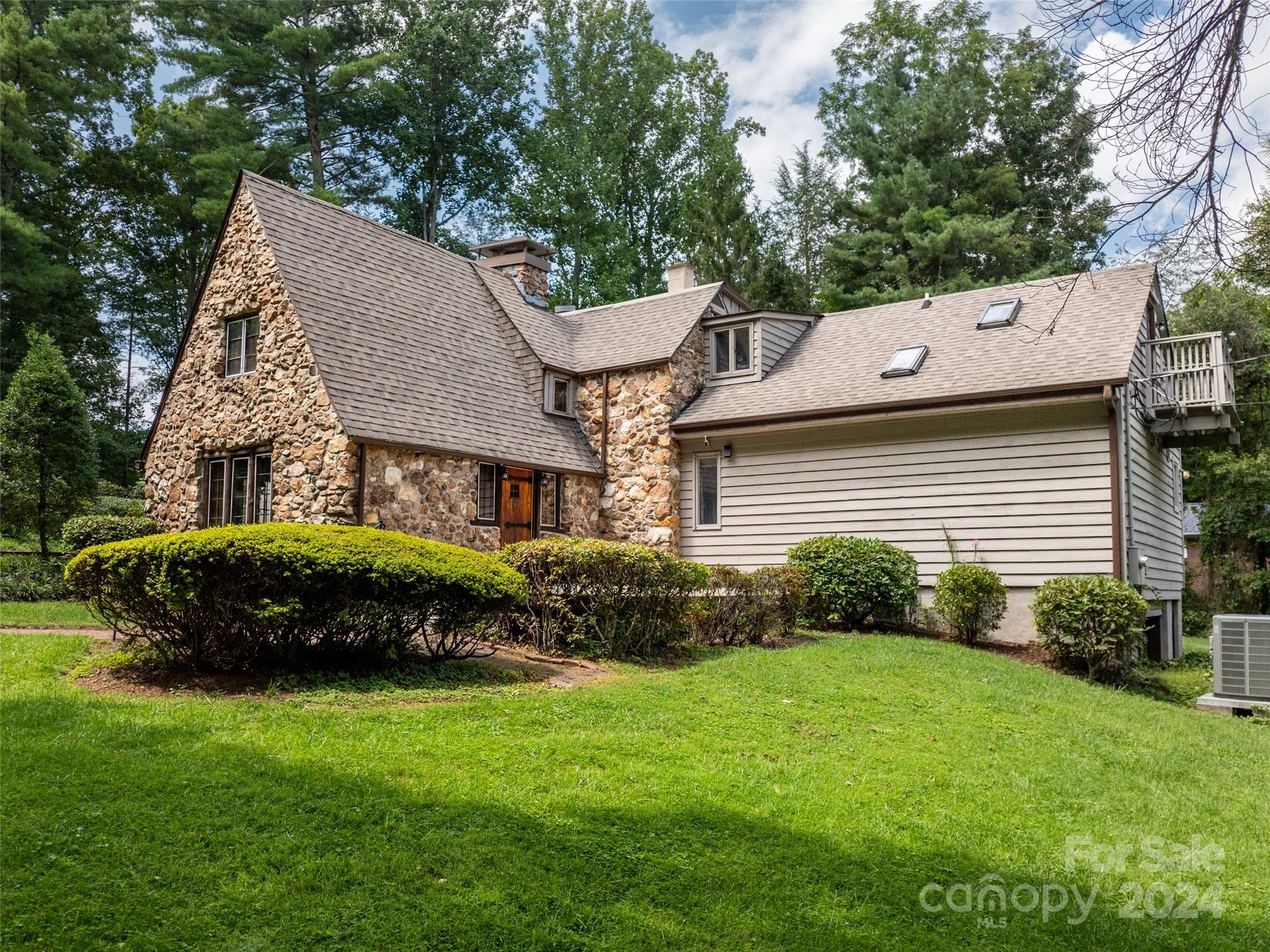 127 Springside Road
