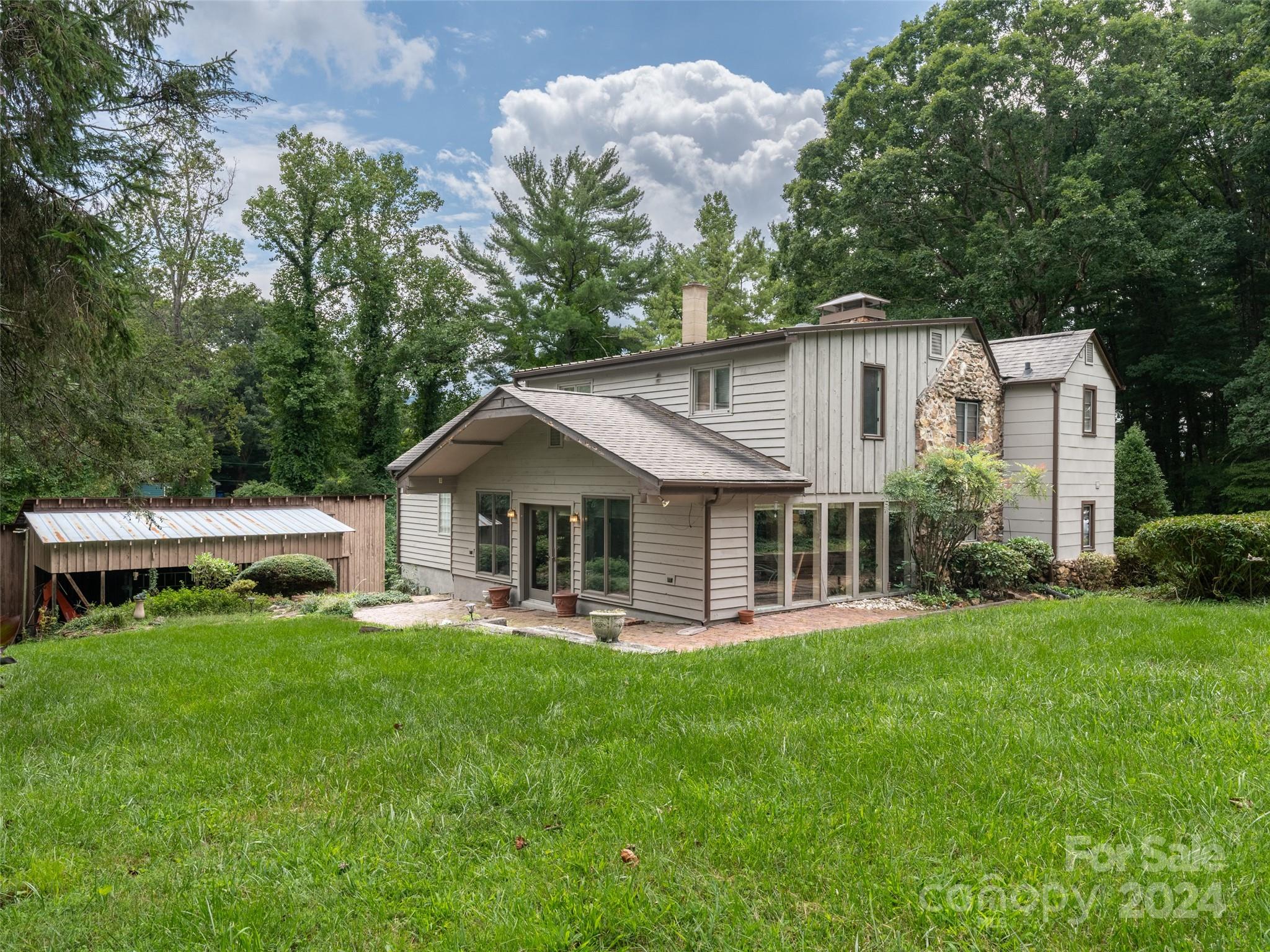 127 Springside Road