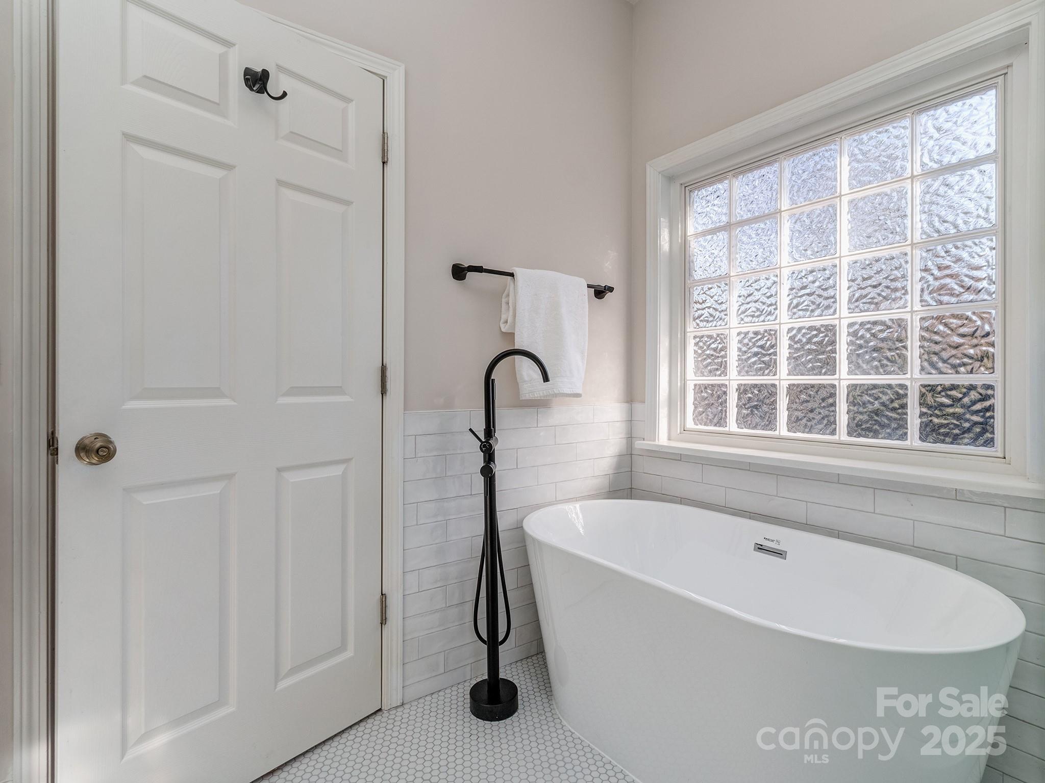 Fenton Dell - Residential