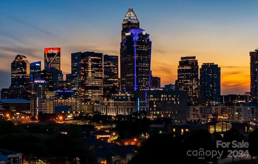 Avenue Condominiums - Residential