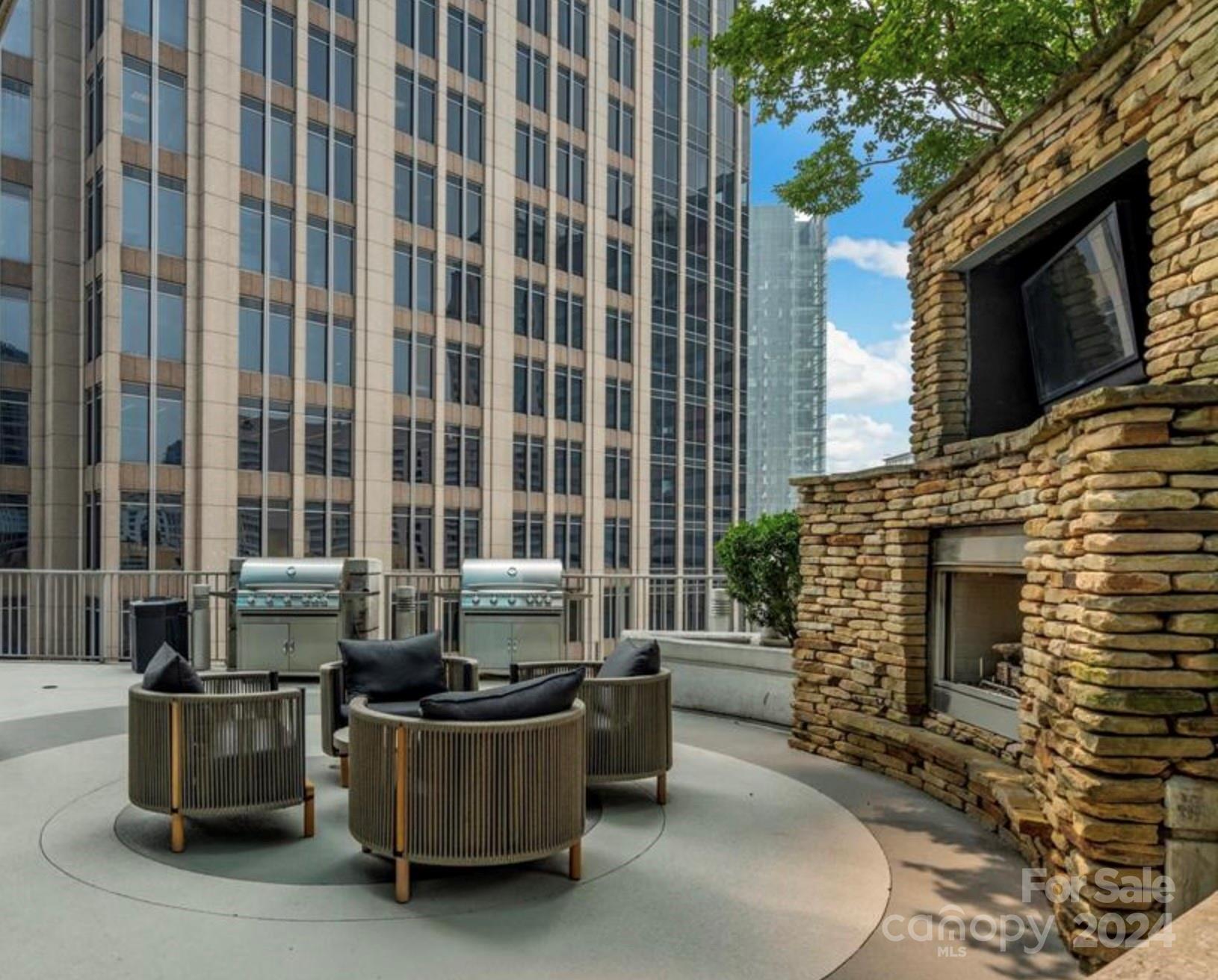 Avenue Condominiums - Residential