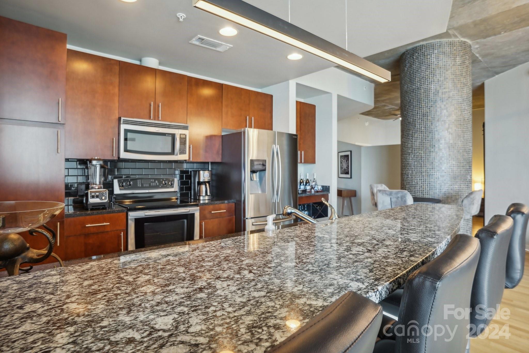 Avenue Condominiums - Residential