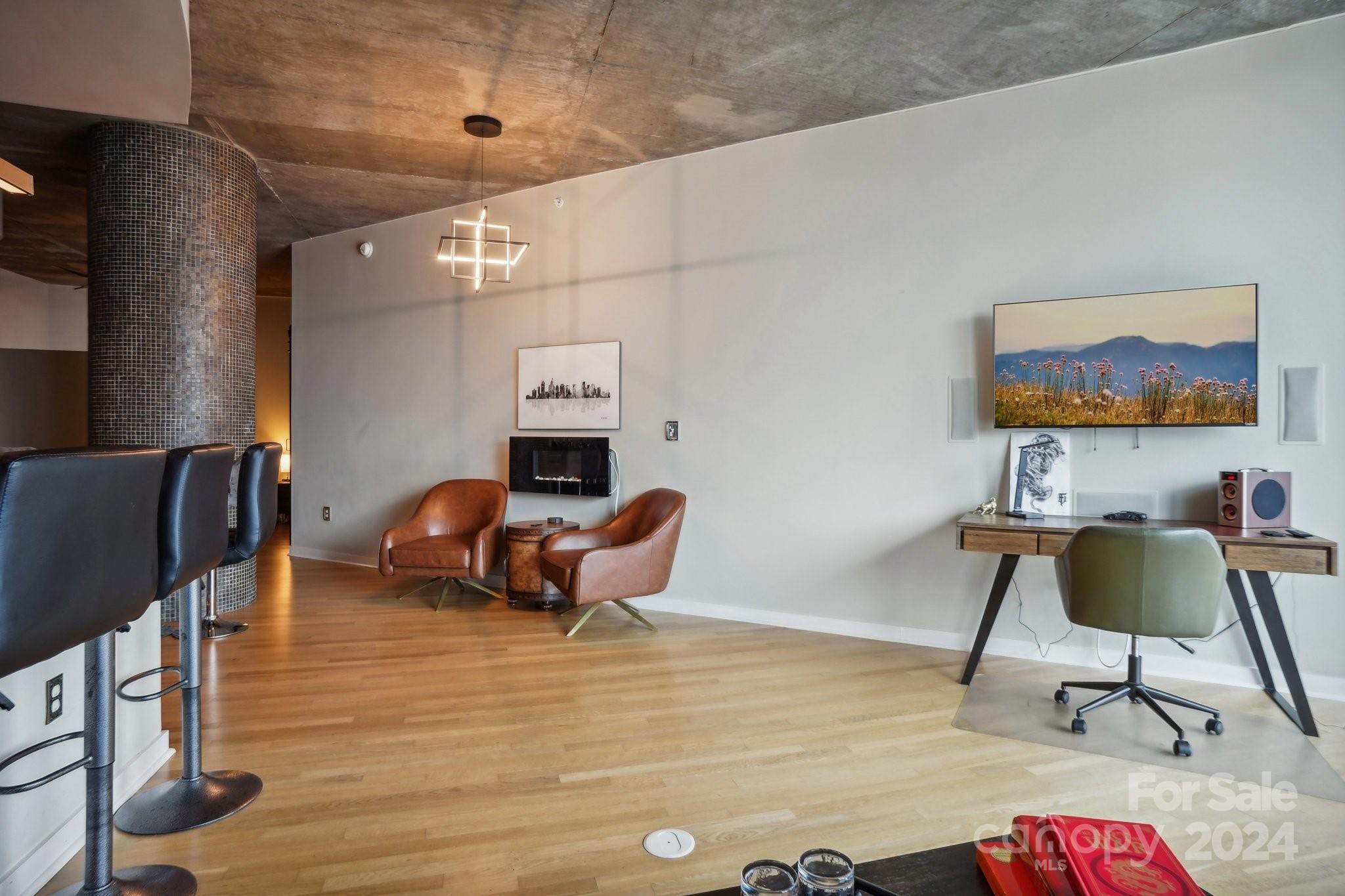 Avenue Condominiums - Residential