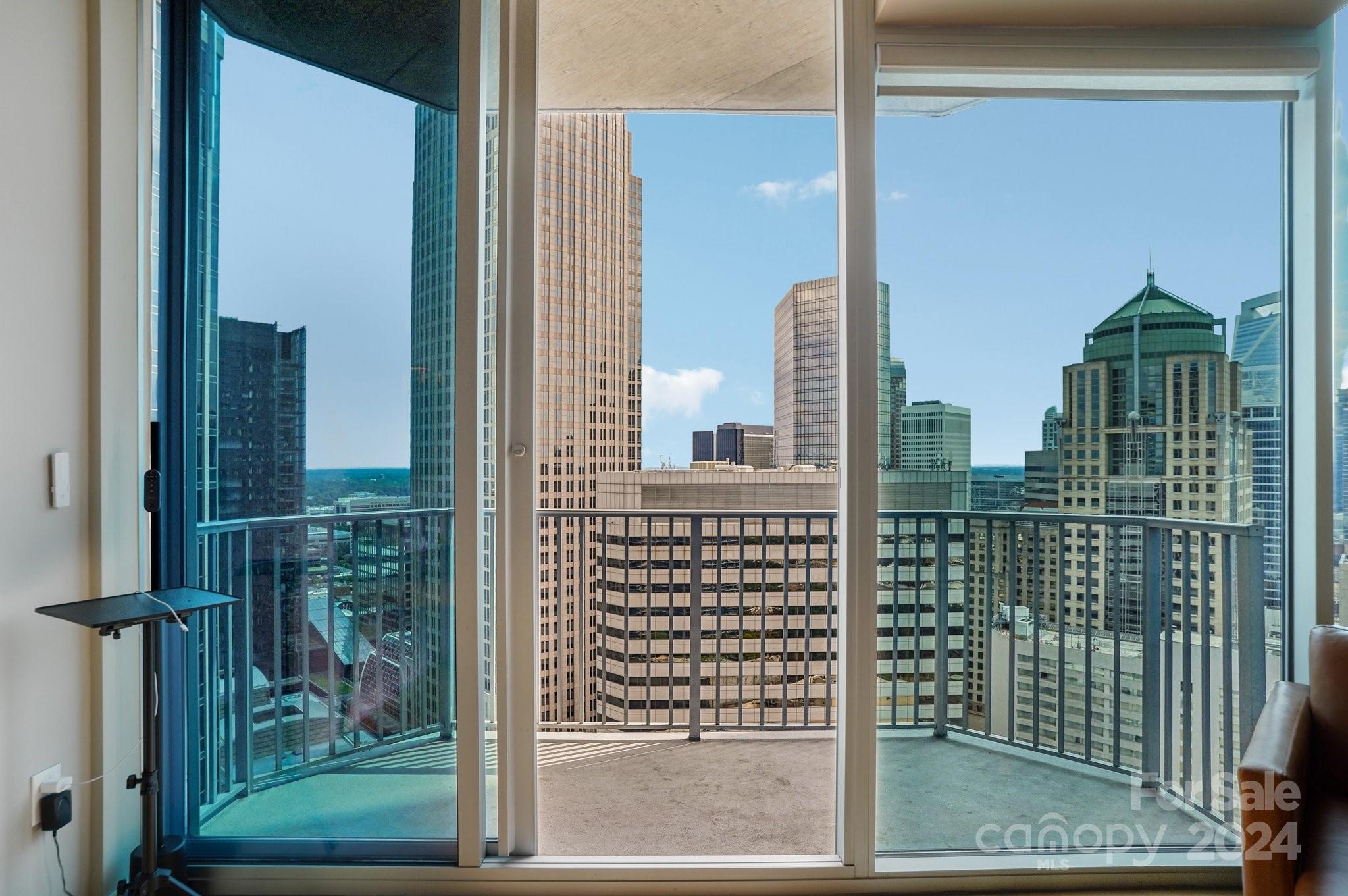 Avenue Condominiums - Residential