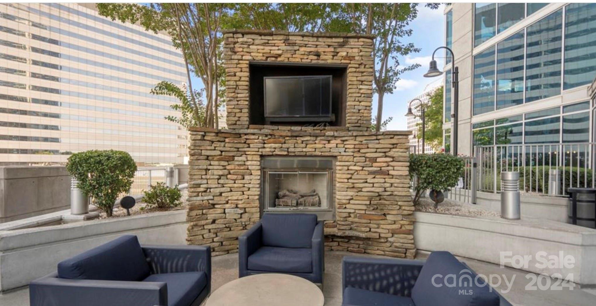 Avenue Condominiums - Residential