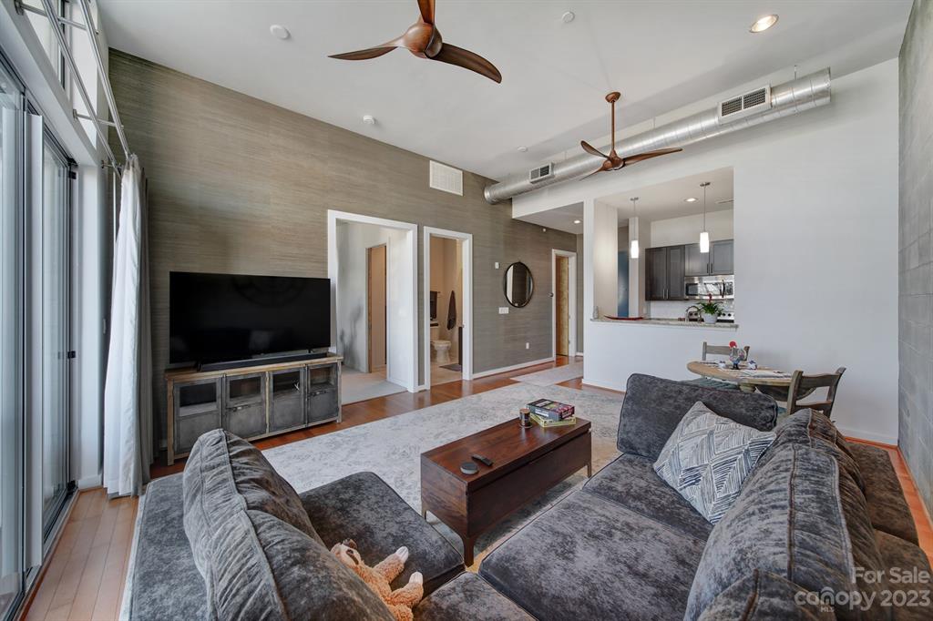 Plaza Vu - Residential