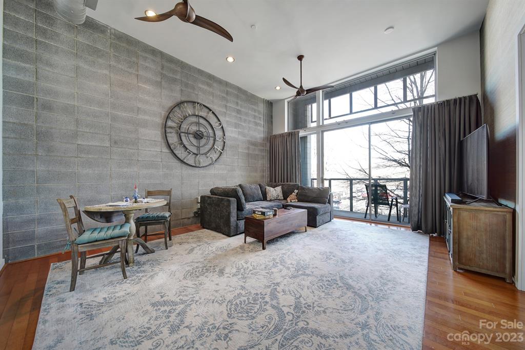 Plaza Vu - Residential