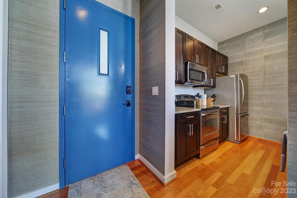 Plaza Vu - Residential