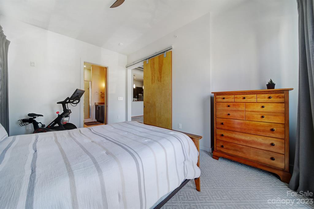 Plaza Vu - Residential