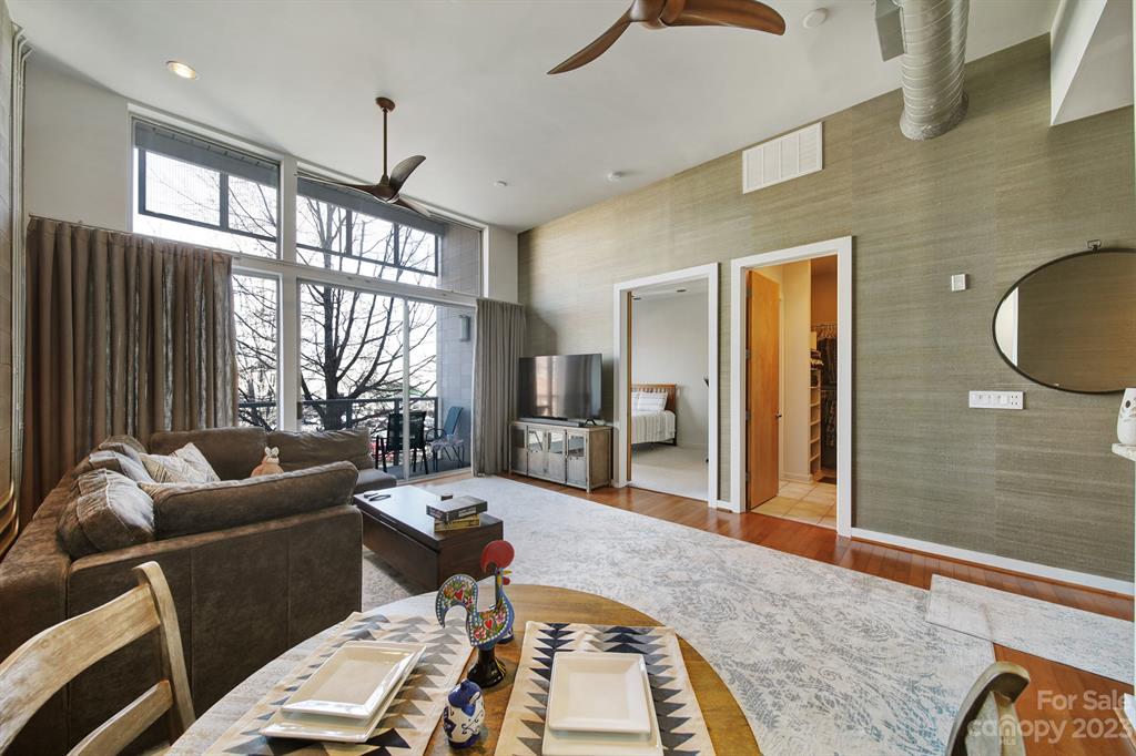 Plaza Vu - Residential