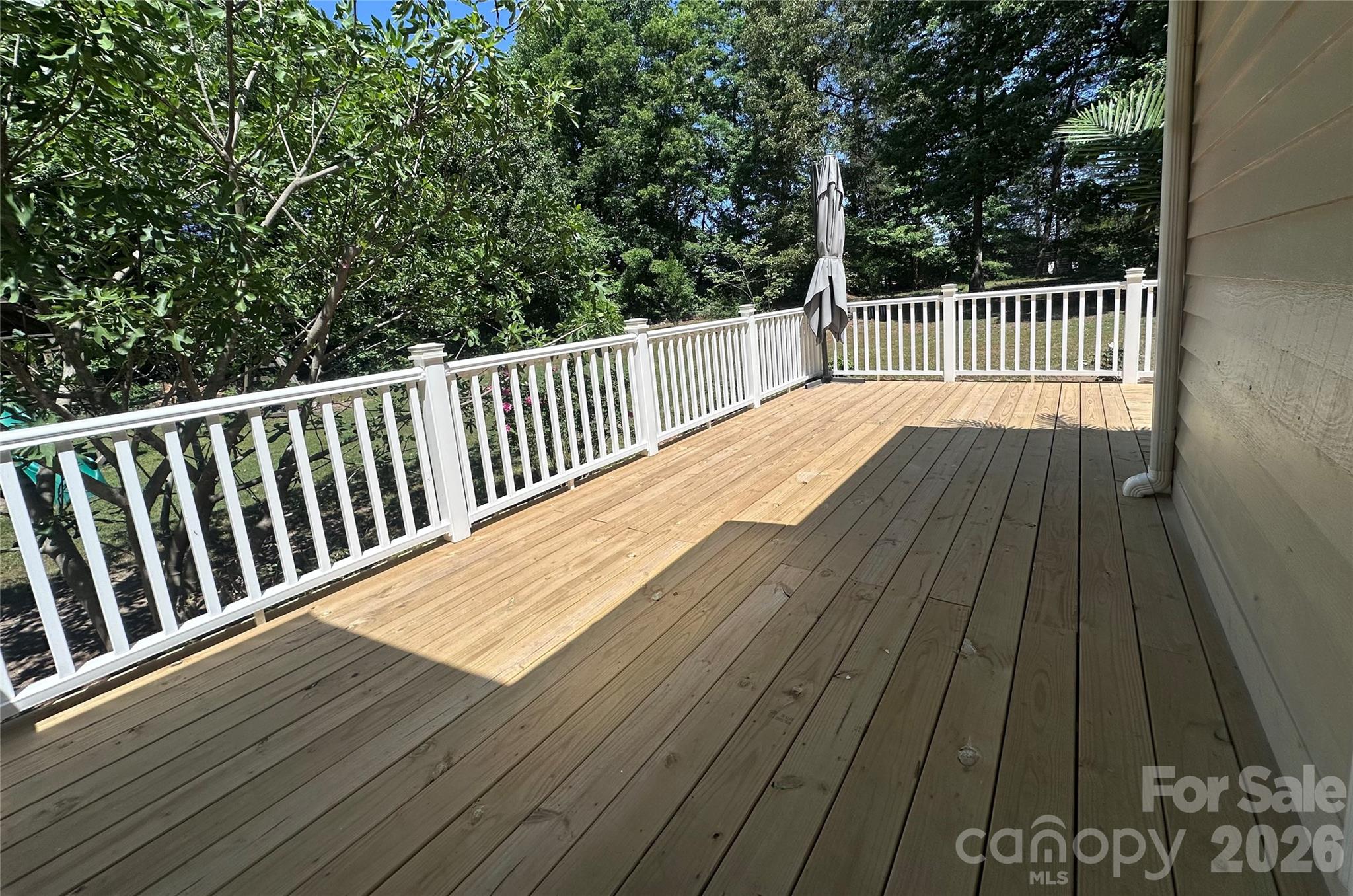 1105 Woodside Drive