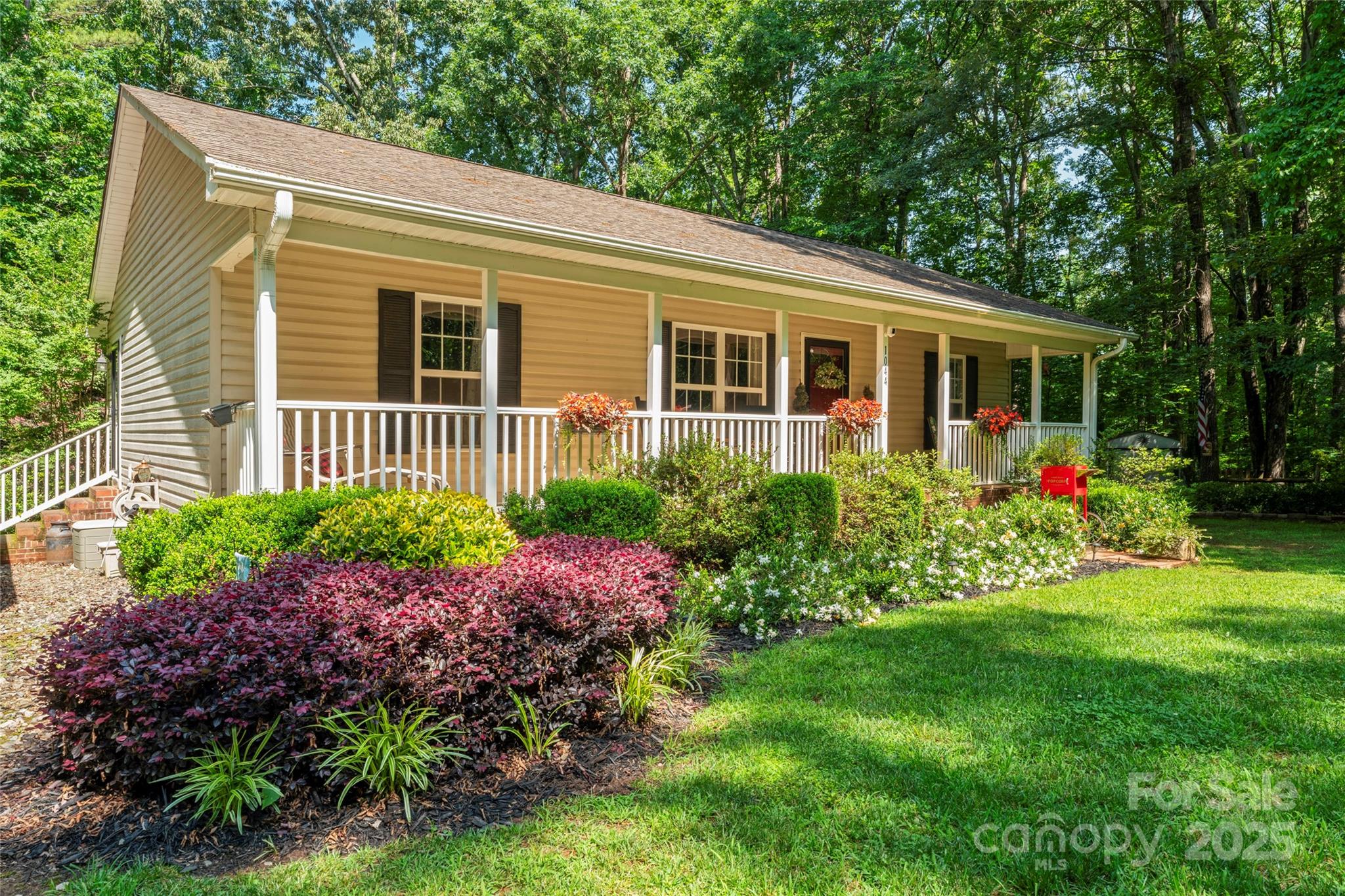 1044 Riverwood Road