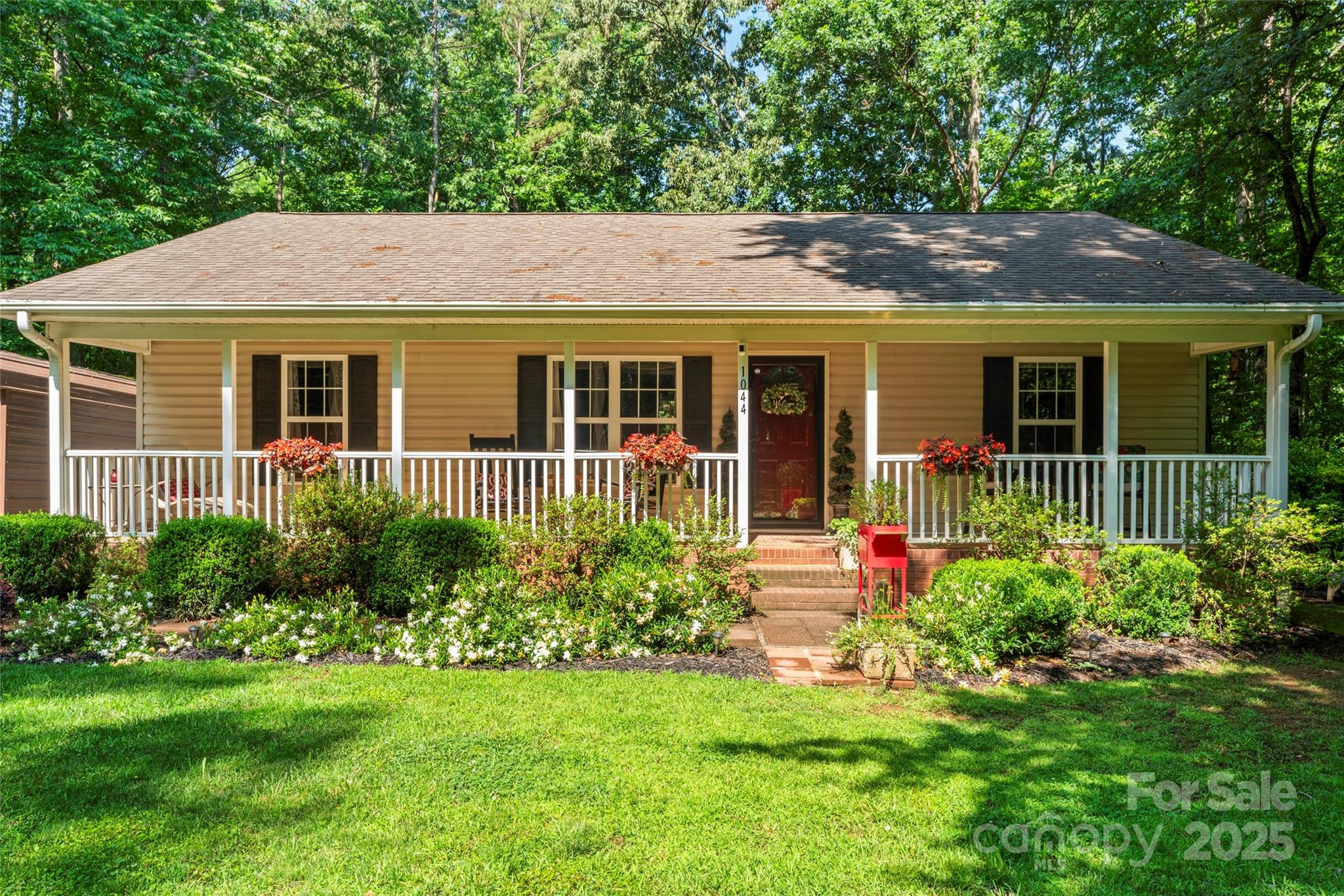 1044 Riverwood Road