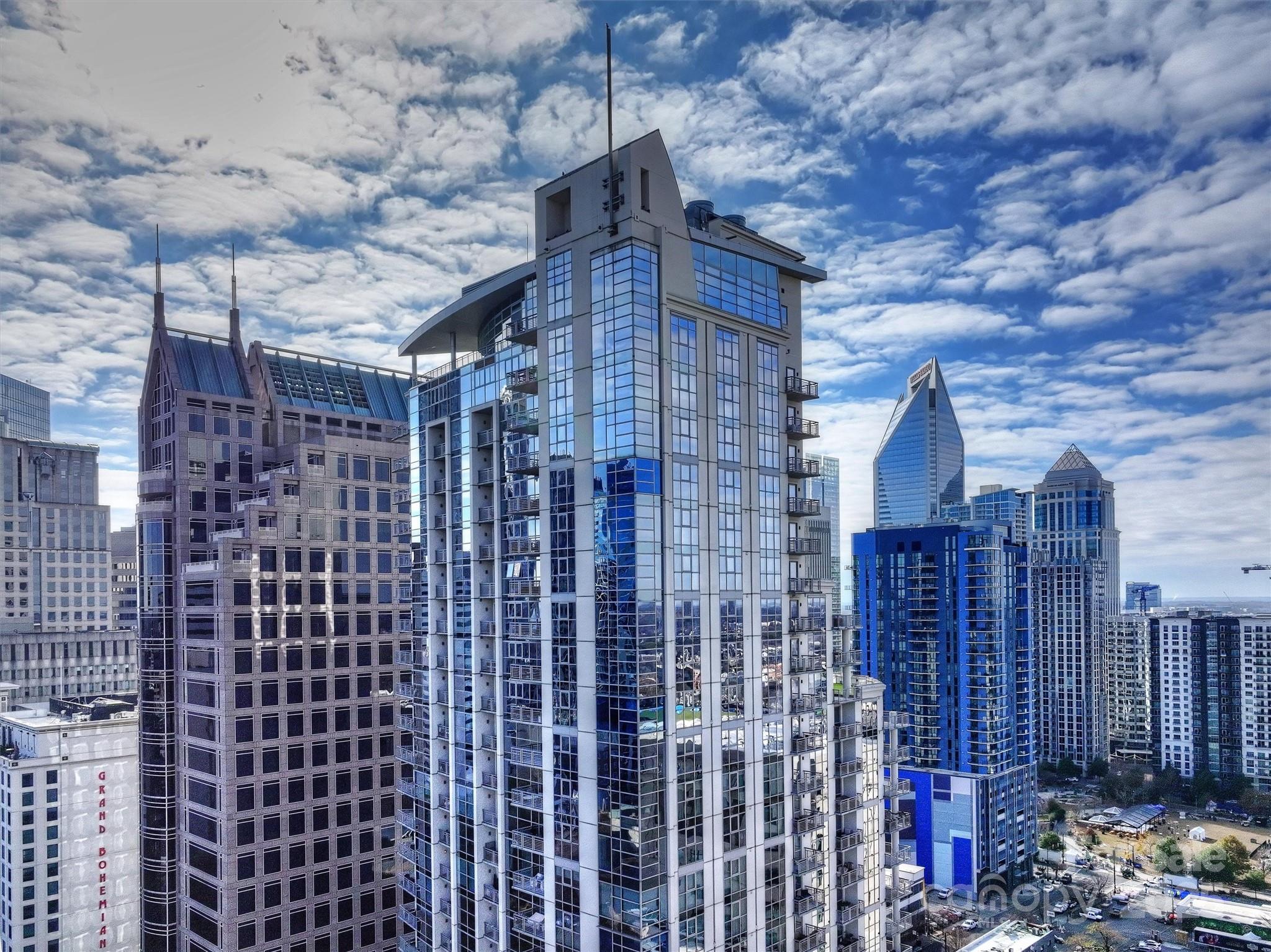 333 W Trade Street 1903