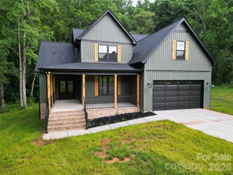 Photo of 194 Donsdale Drive, Statesville, NC 28625 (MLS # 4365500)