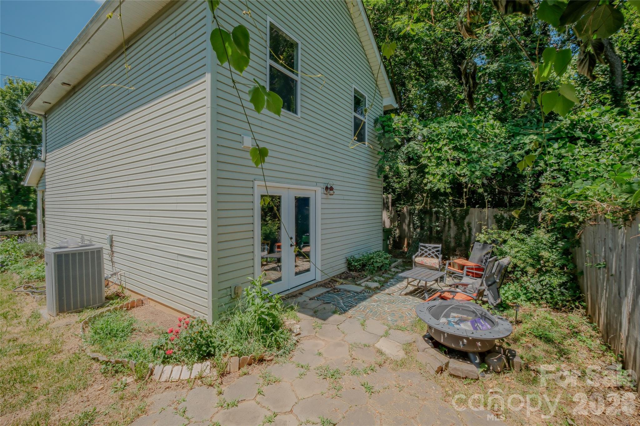 7 Dogwood Lane