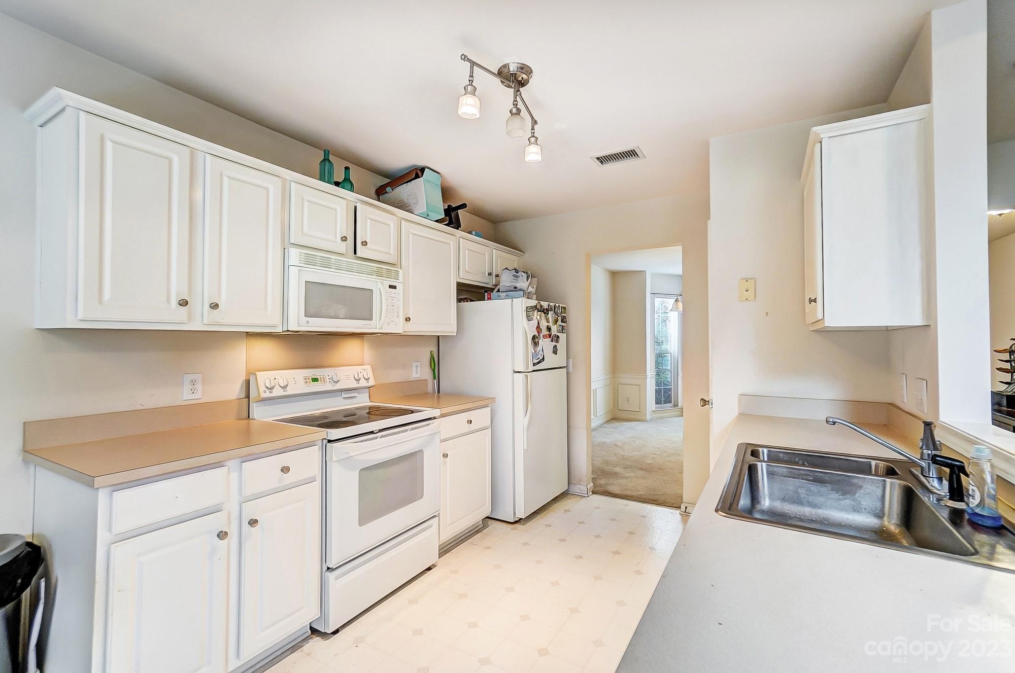 Highland Creek - Residential