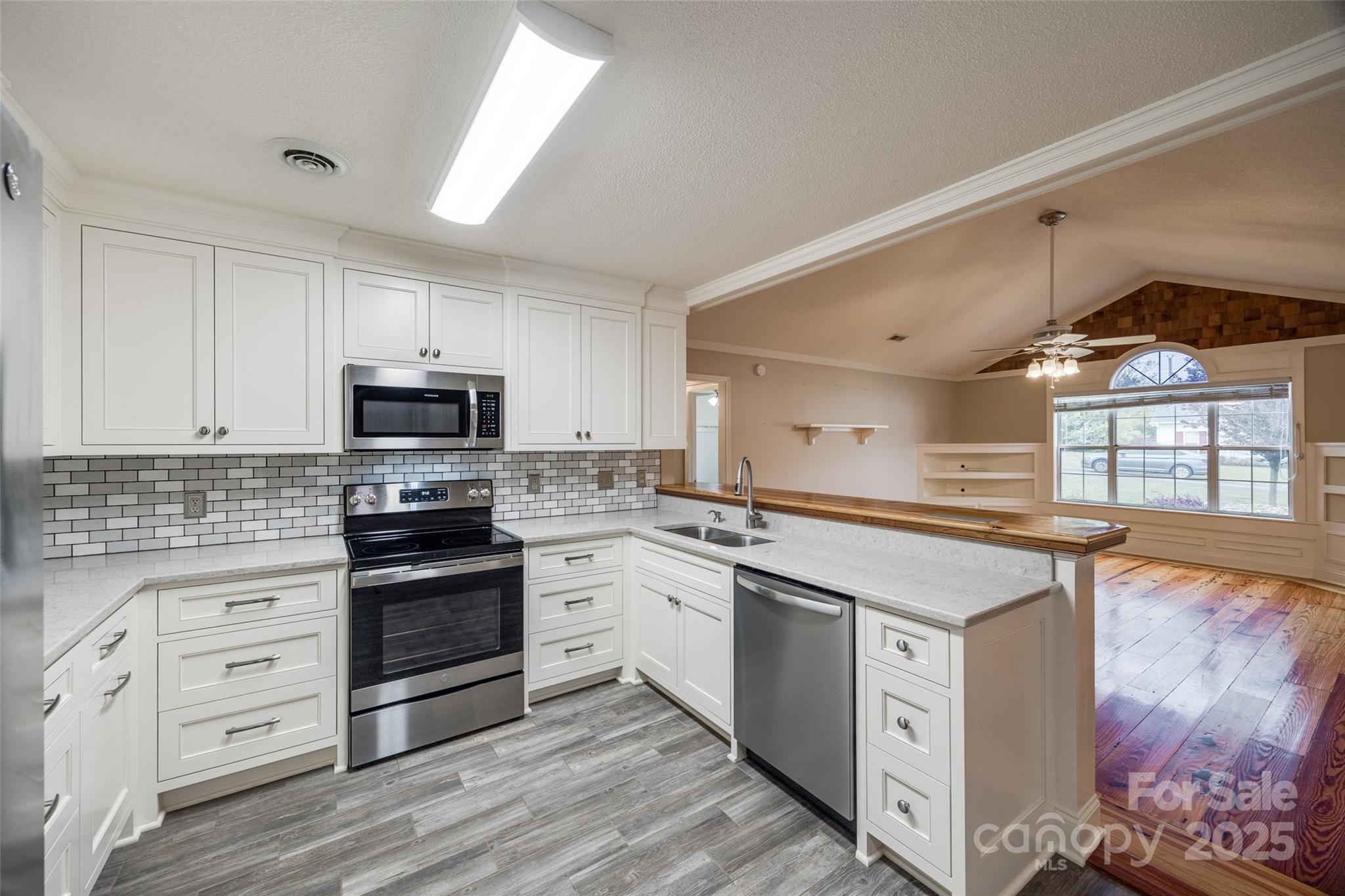 Wimbleton Woods - Residential