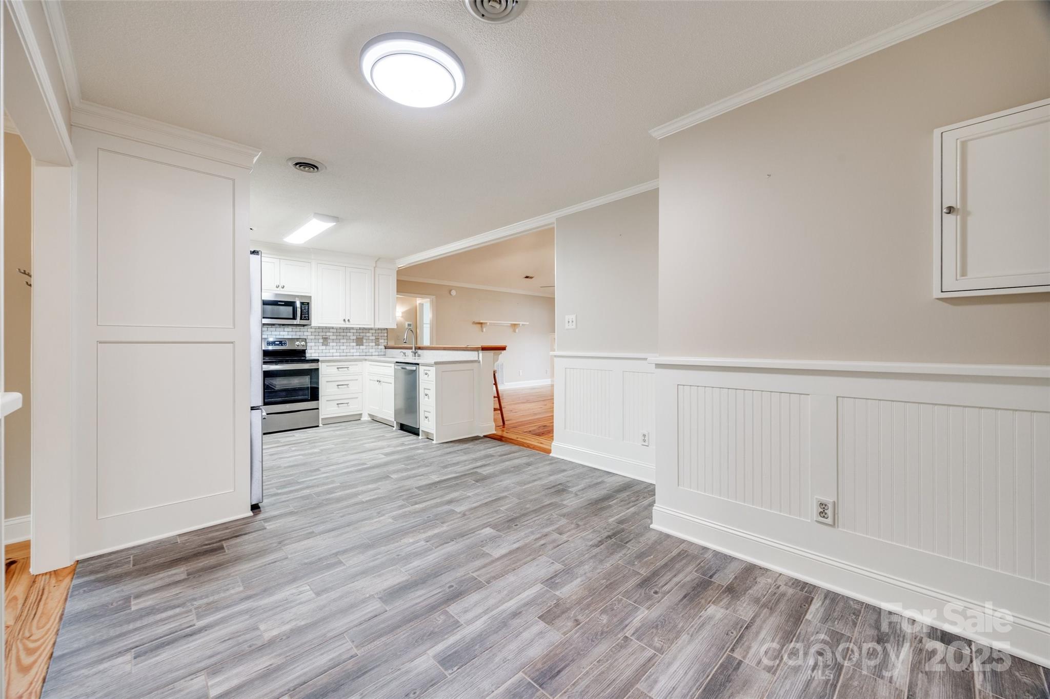 Wimbleton Woods - Residential