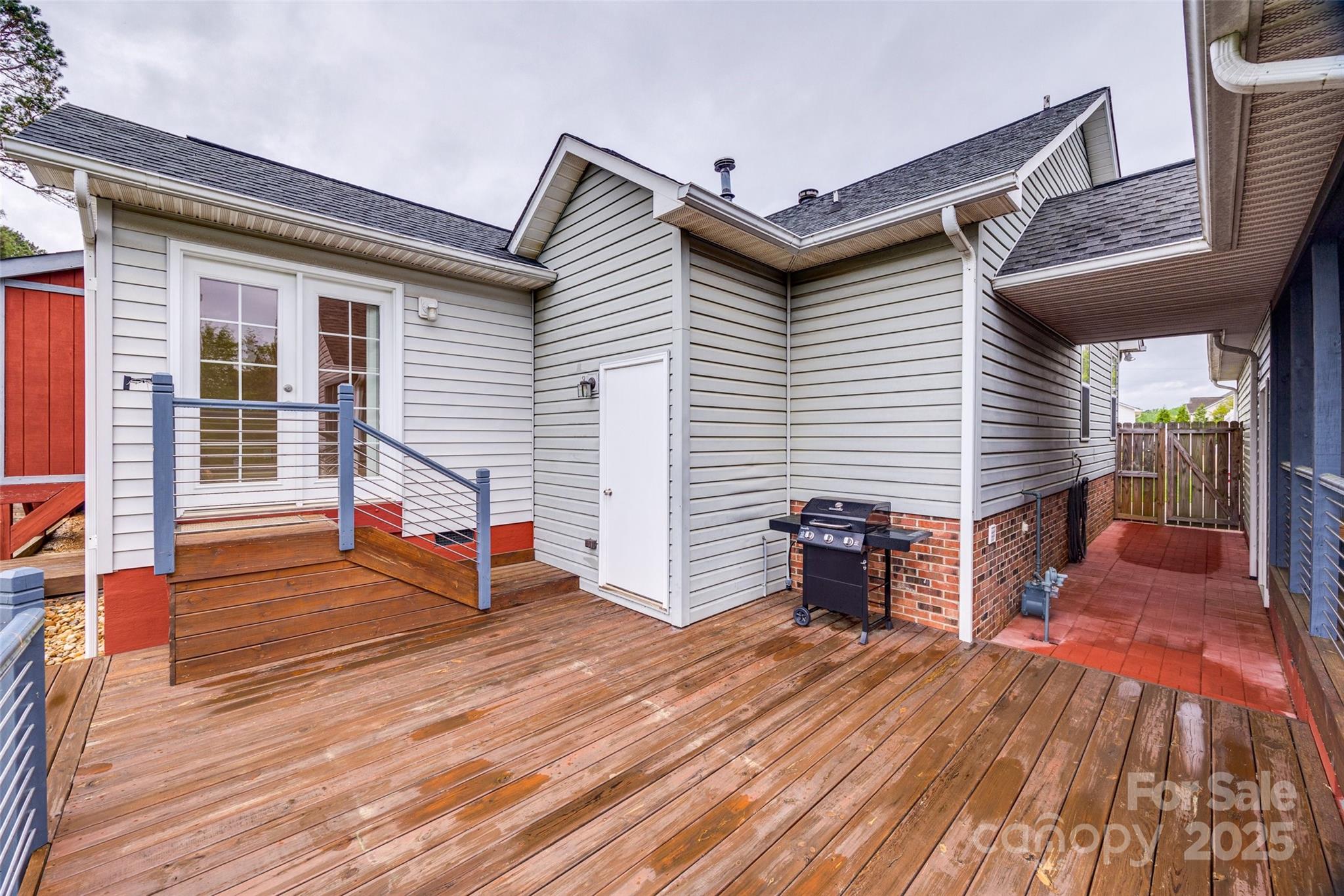 Wimbleton Woods - Residential