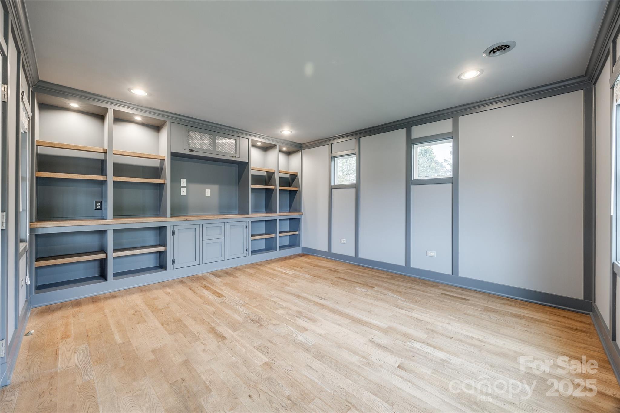 Wimbleton Woods - Residential