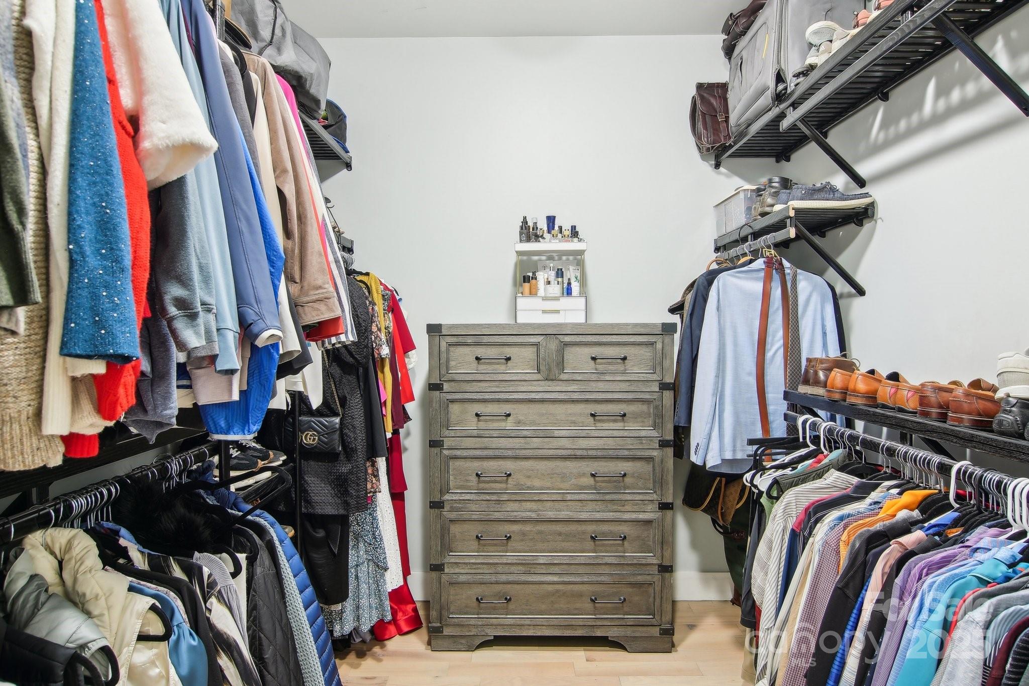 Hollabrook Farm - Residential