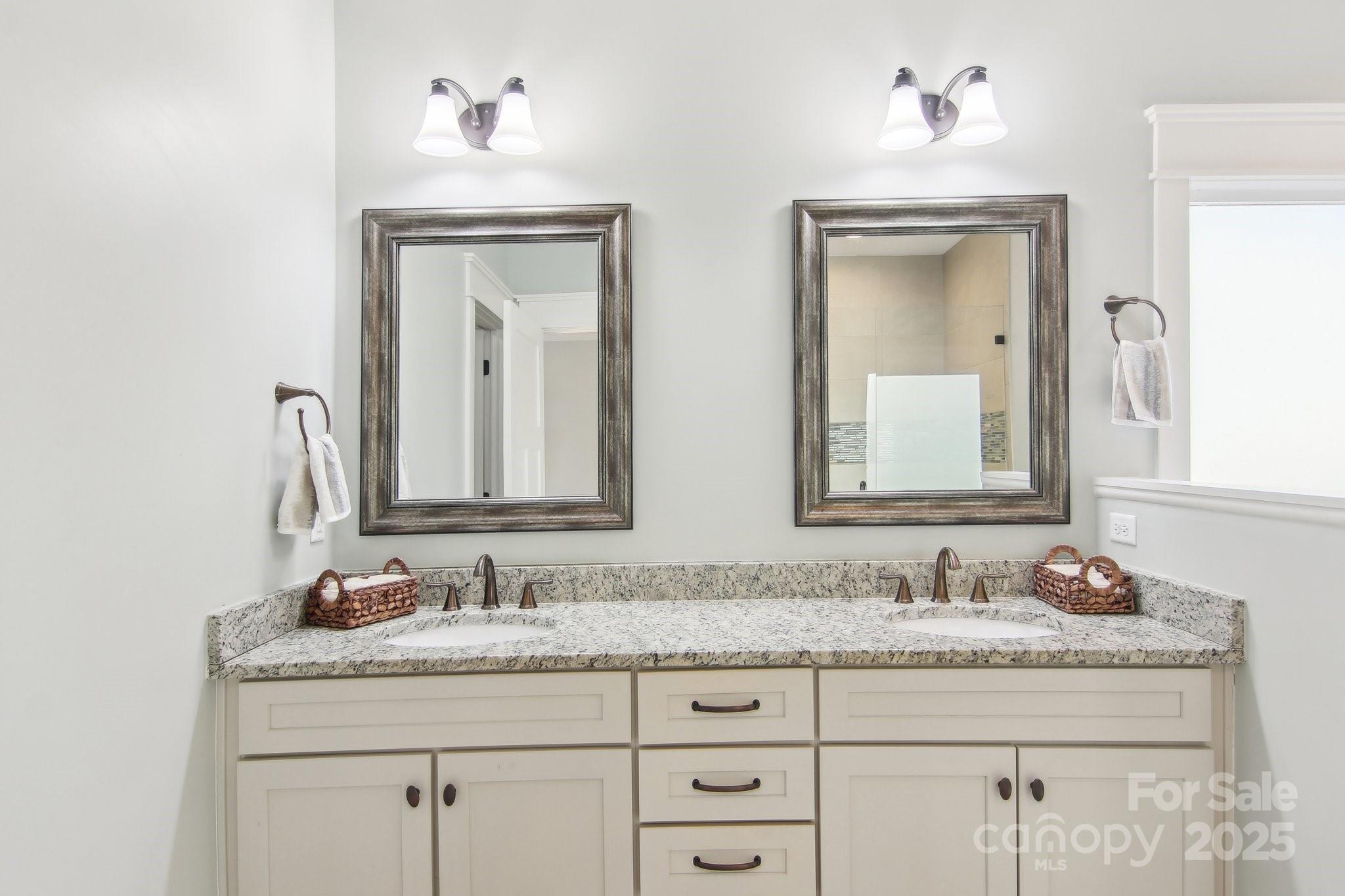 Hollabrook Farm - Residential