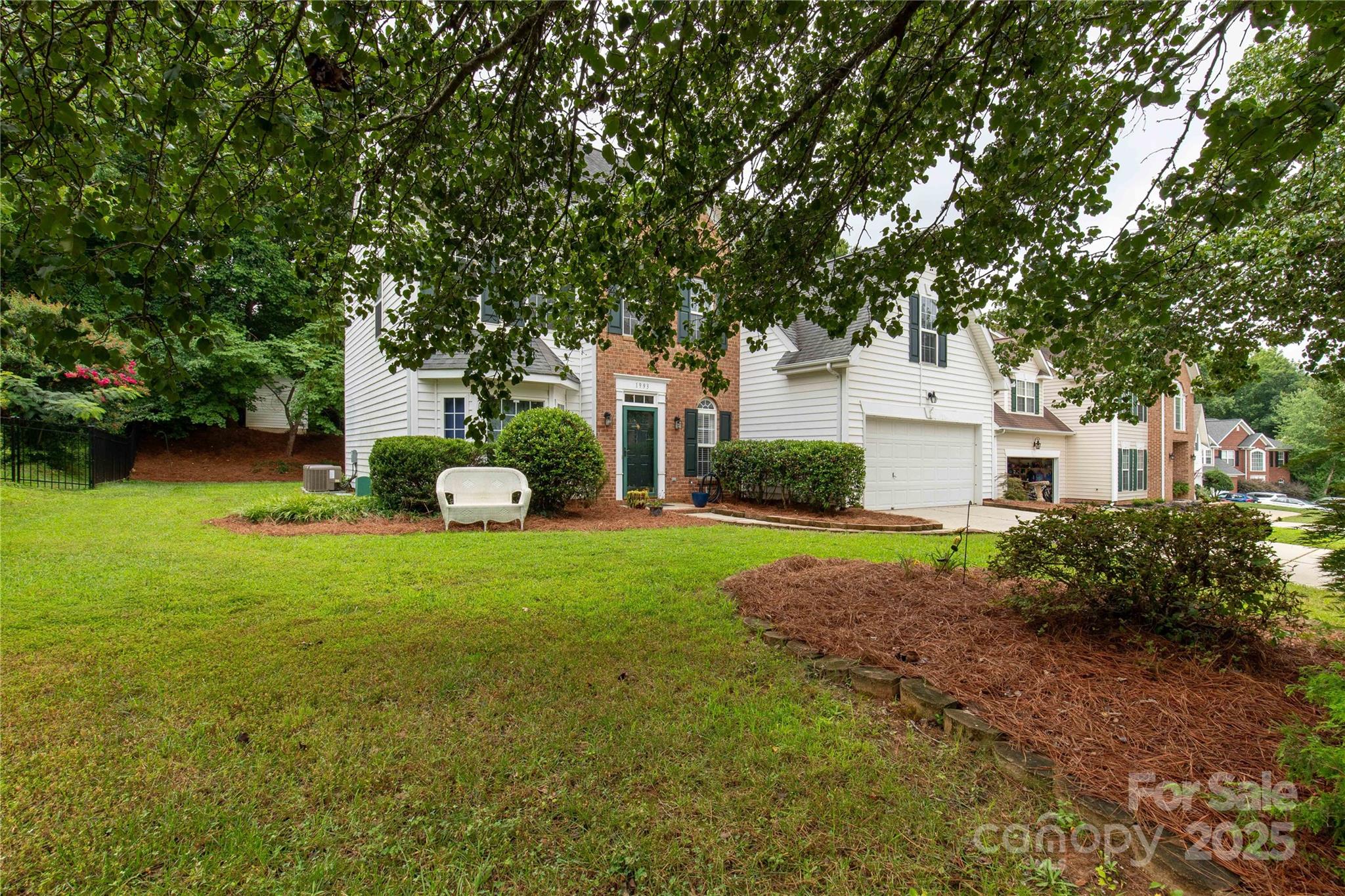 1993 W Foxwood Court