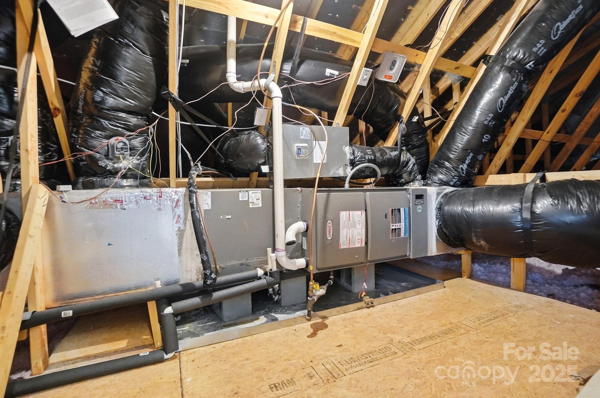 Lake Crest - Residential