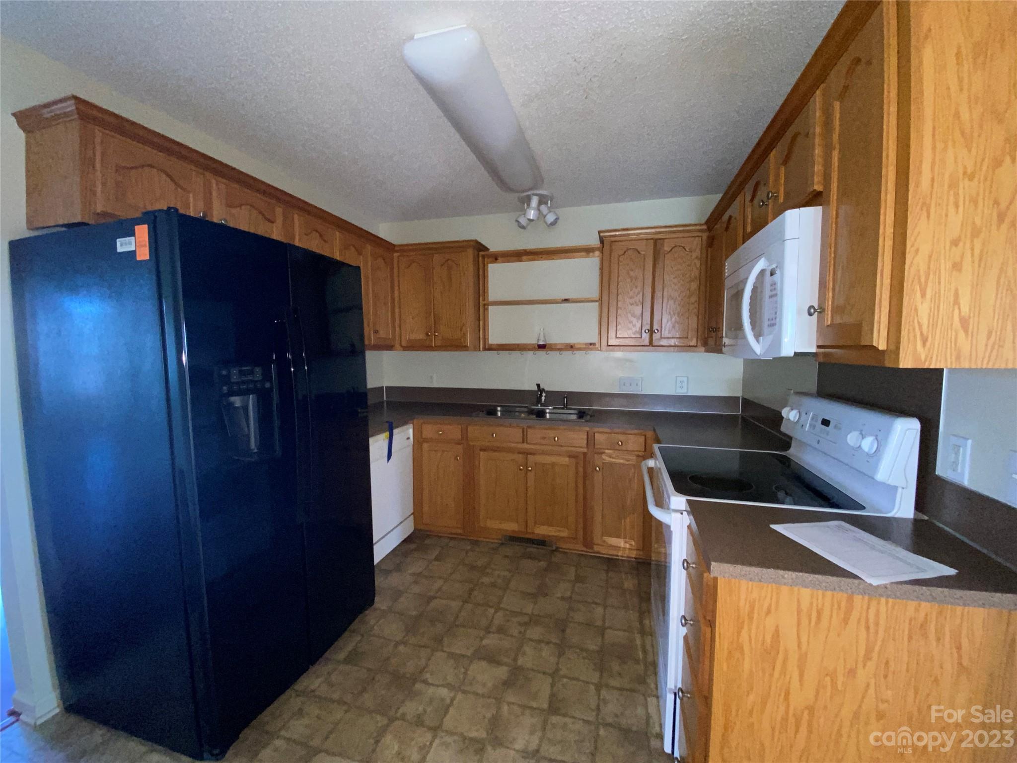 Eagle Glen - Residential