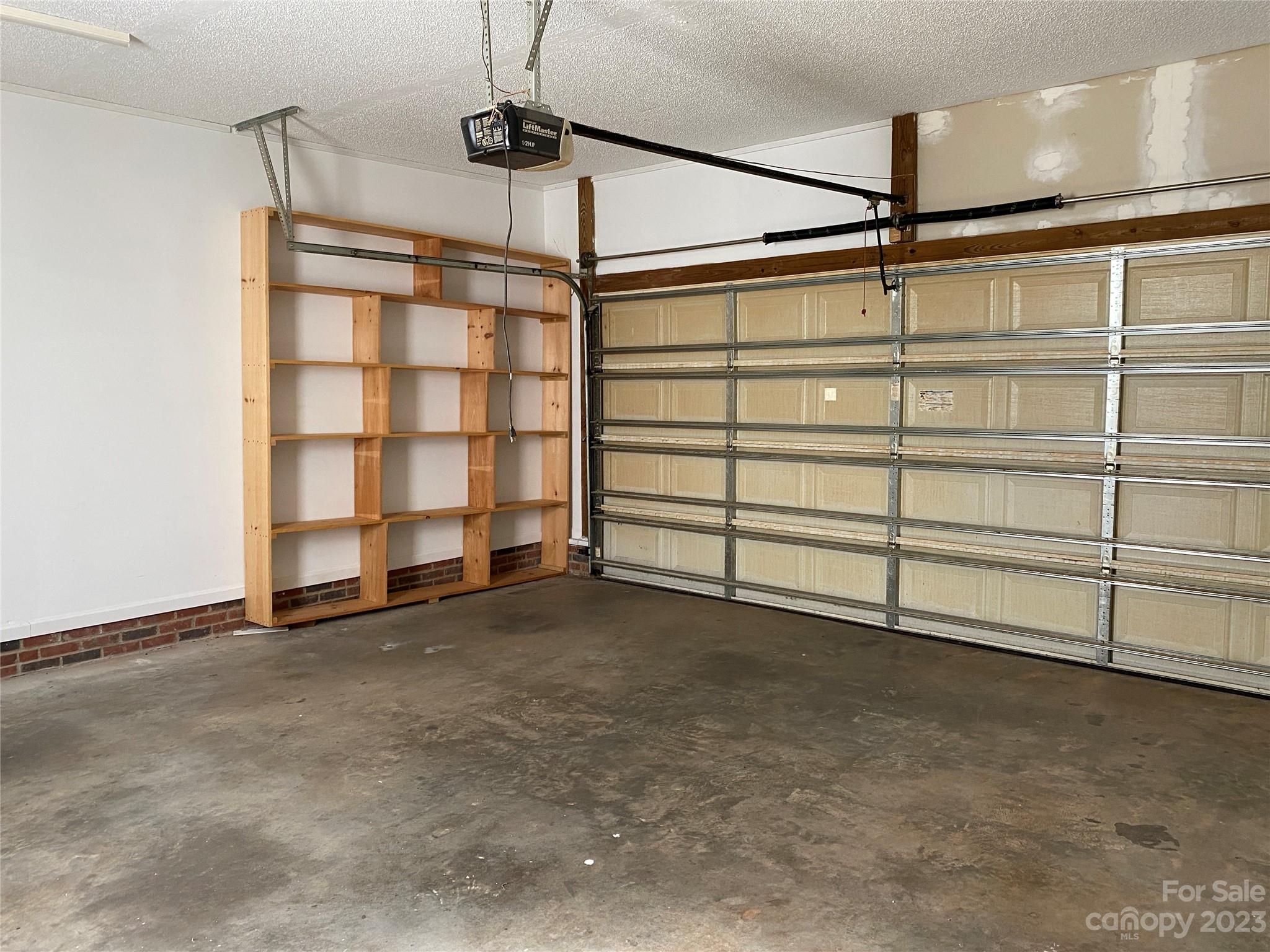 Eagle Glen - Residential