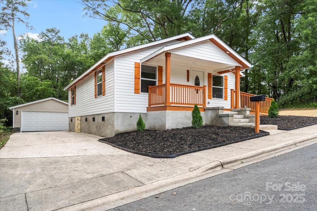 416 Richardson Street