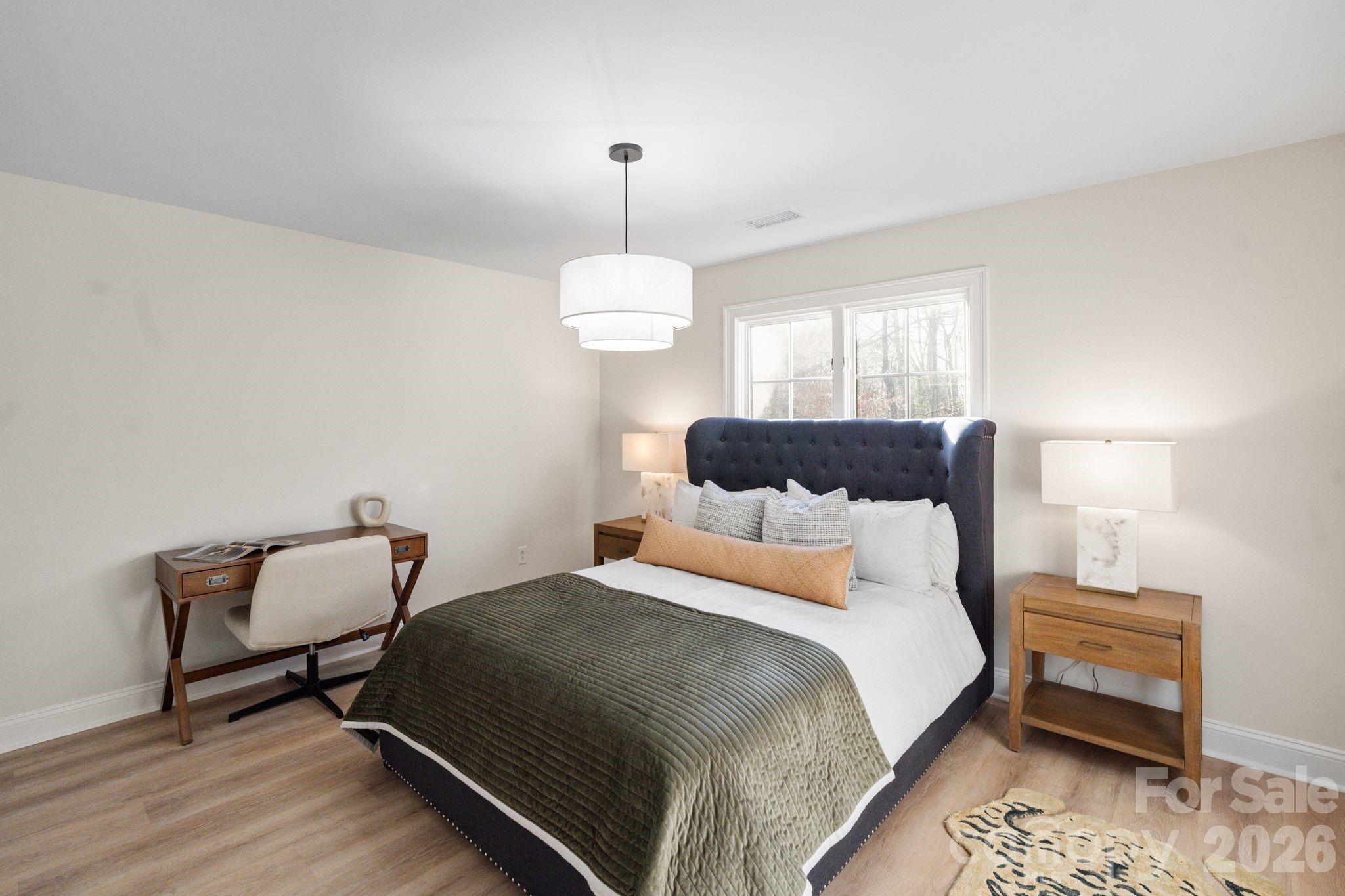 Royal Crest - Residential